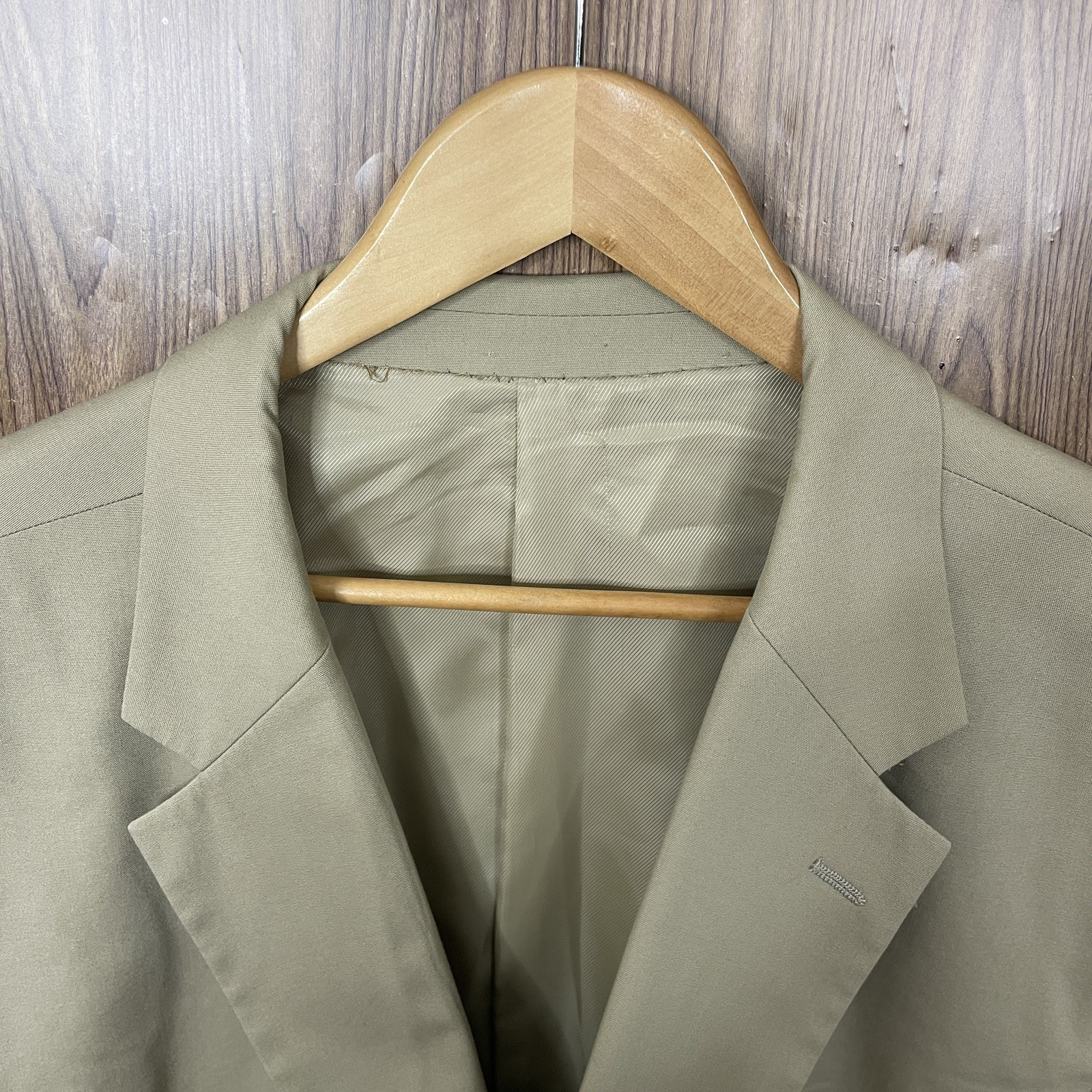 Haspel Blazer Jacket Mens 52R Beige Tan Cream Solid Wool Two Buttons