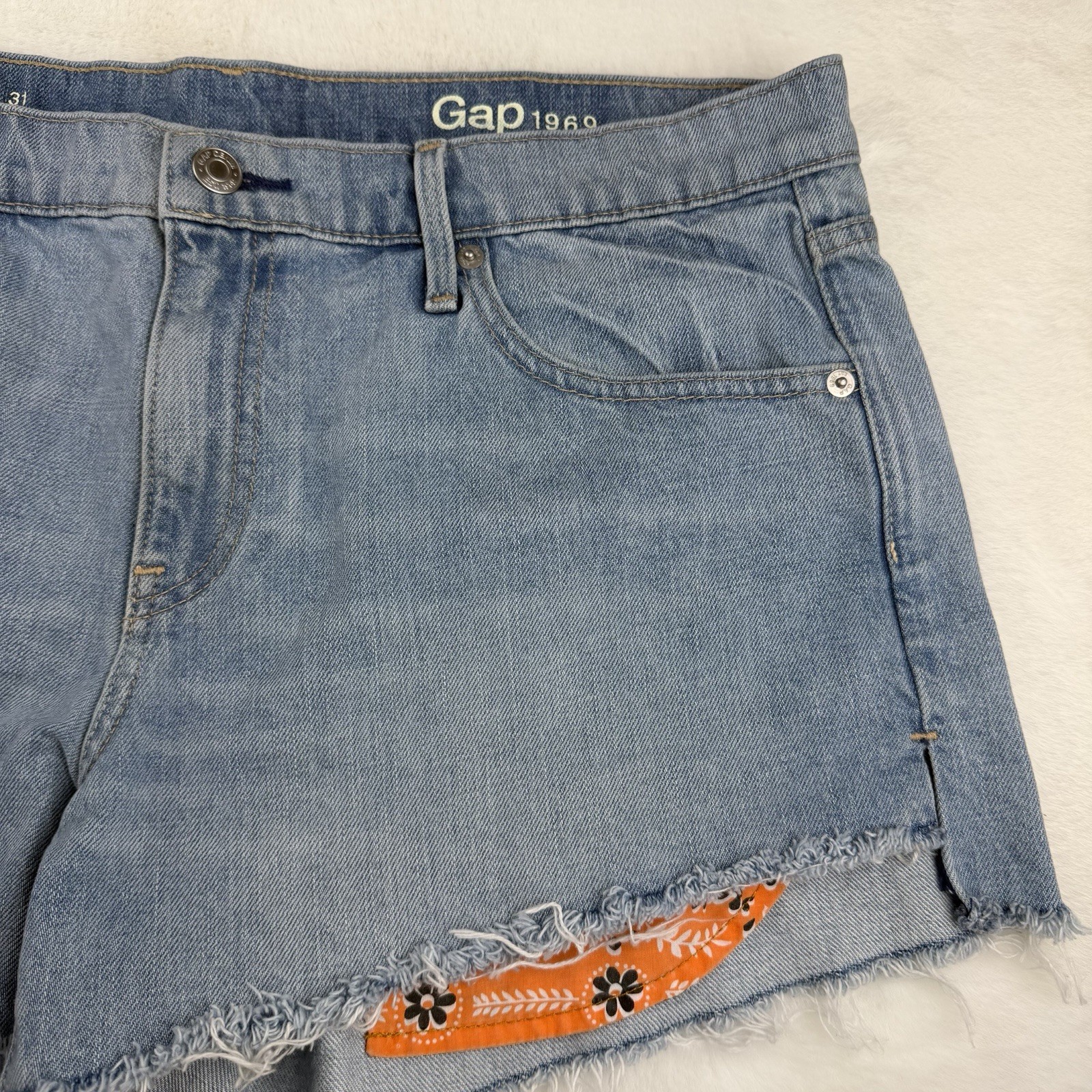 Gap 1969 Original Best Girlfriend Denim Shorts Distressed Blue Womens 31R
