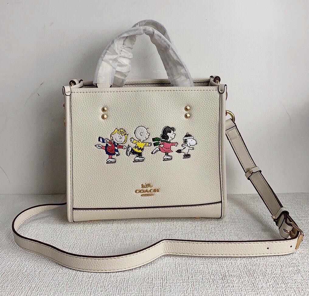 COACH Classic Printed Snoopy White Leather Shoulder Bag 8.6 in