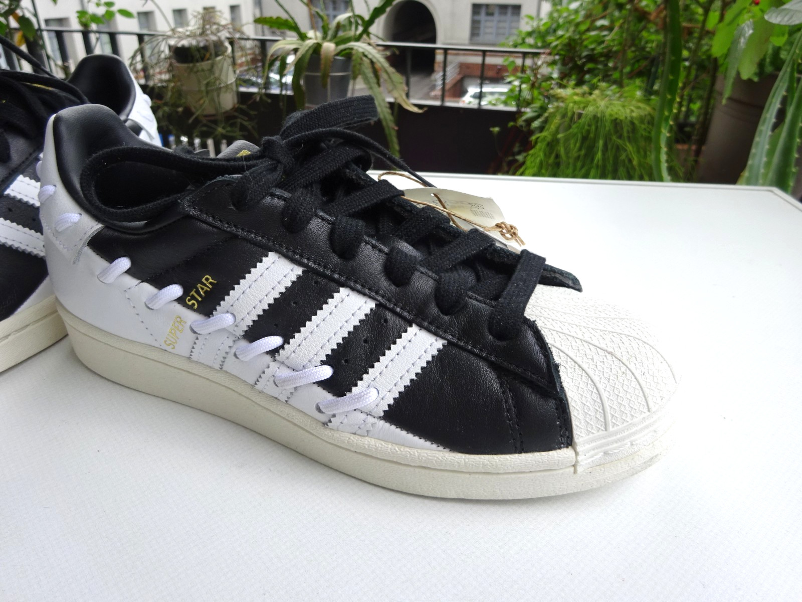 Adidas GX3419 stitched black white superstar trainers leather size 37 1/3 (UK4.5) new
