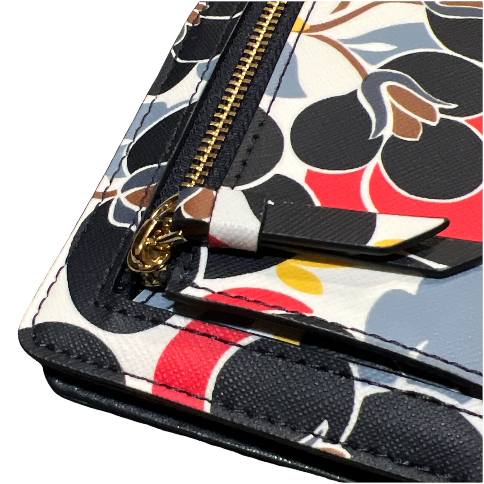 Kate Spade New York Cameron Breezy Floral Bifold Wallet NAVY RED 6.75″ x 3.75″
