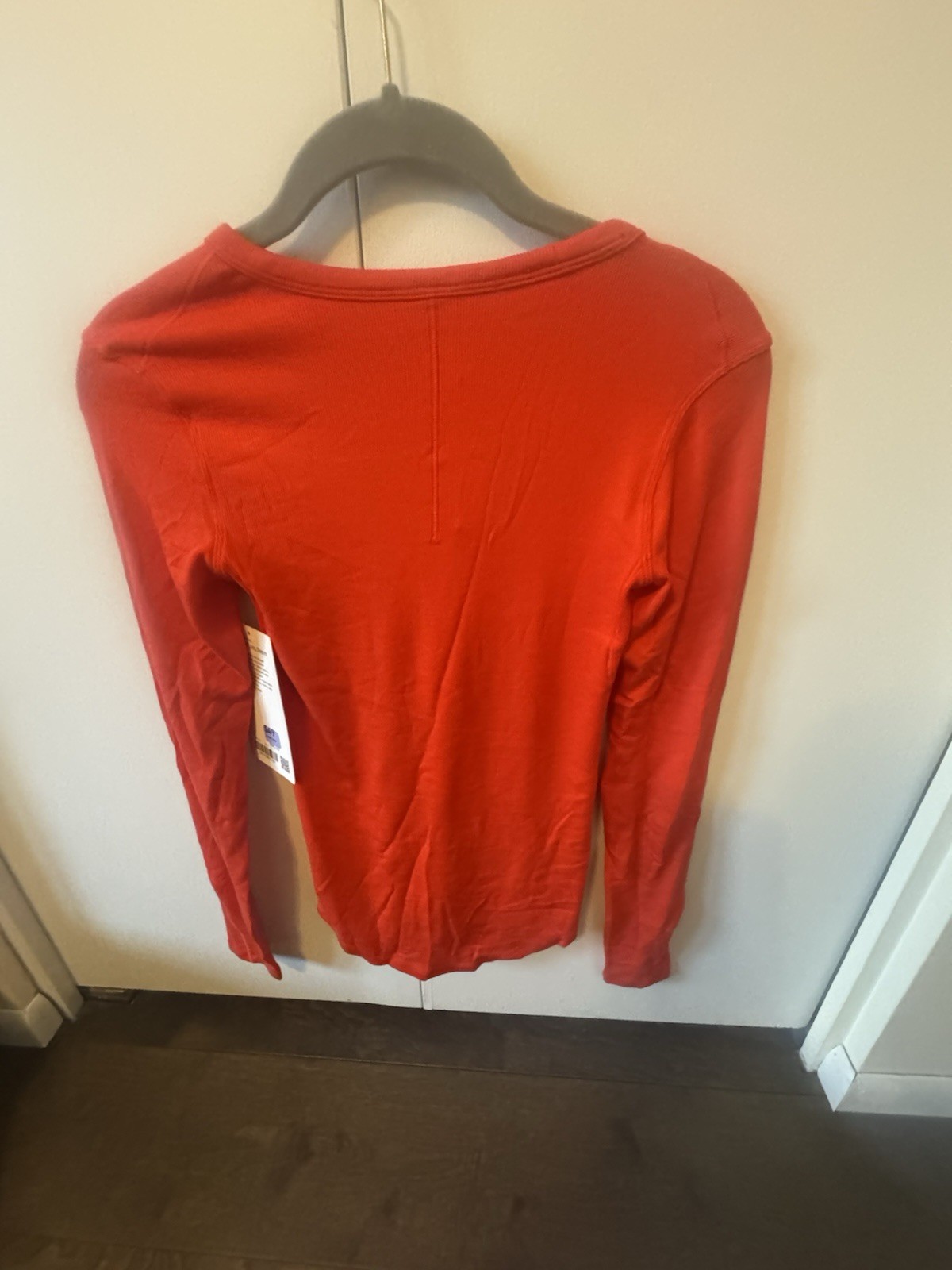 Lululemon Hold Tight Women’s Long Sleeve Tee Size 2 NWT