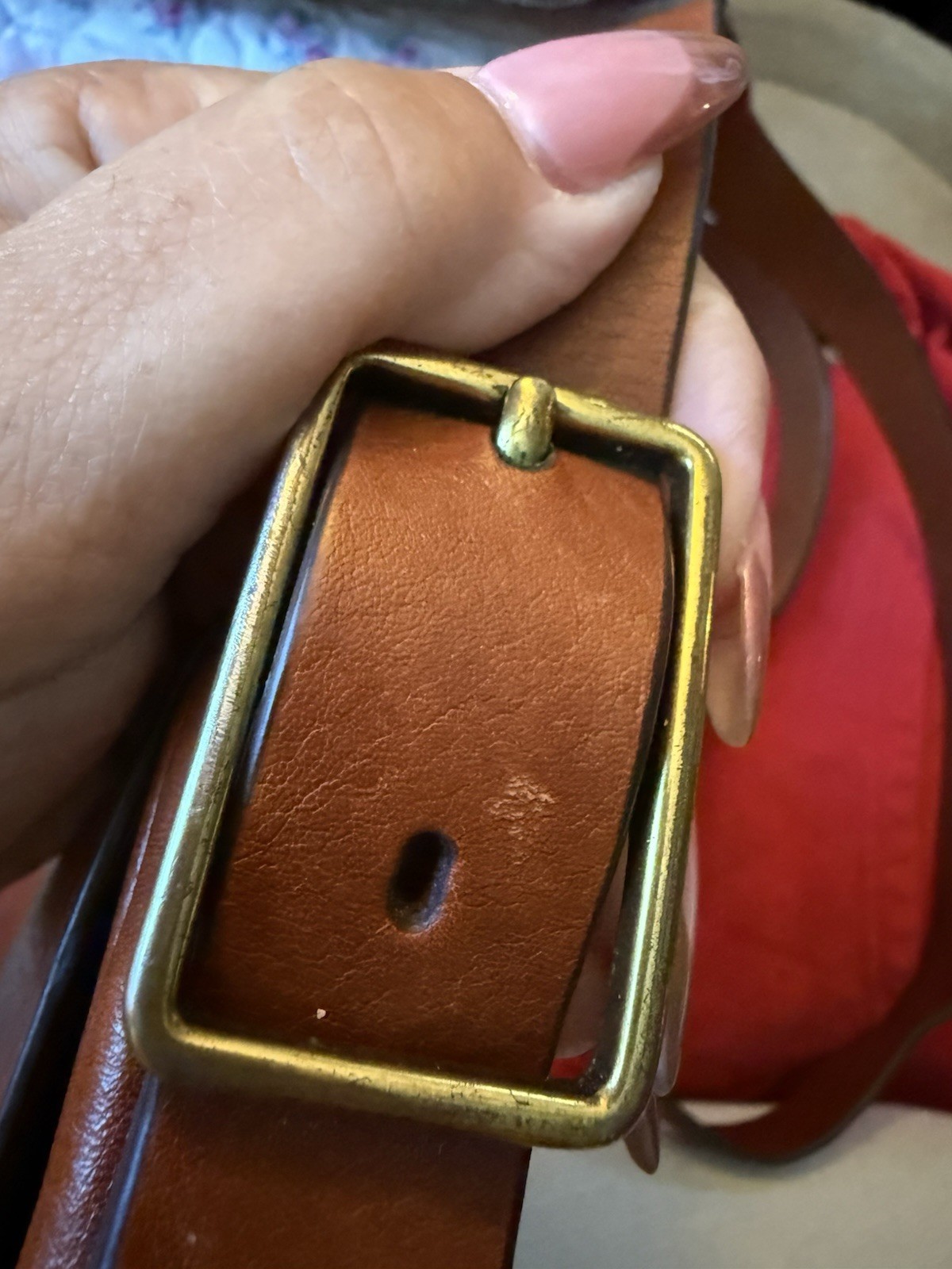 Fossil Brown Crossbody Bag Zip Pocket Zip Closure Gold Tone Adjustable Strap