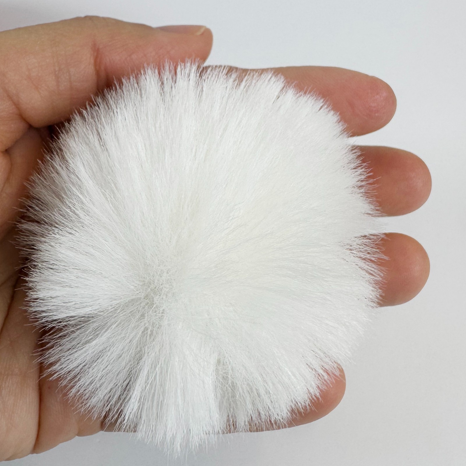 100pcs 6cm Faux Fur Pom Pom Balls with Elastic Loop DIY Keychain Bag Charm Craft