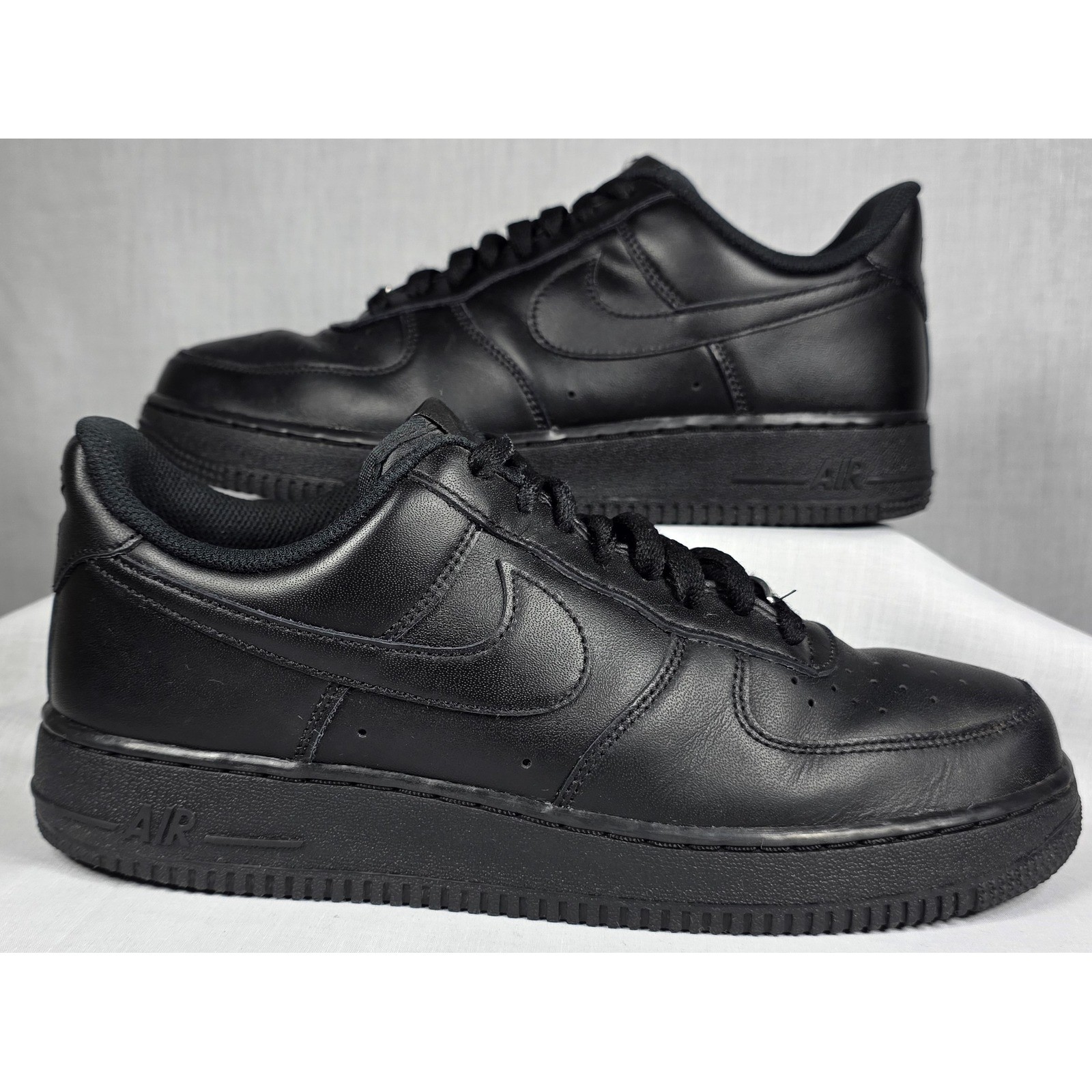 Nike Air Force 1 07 Triple Black Low Sneakers Men’s 8.5