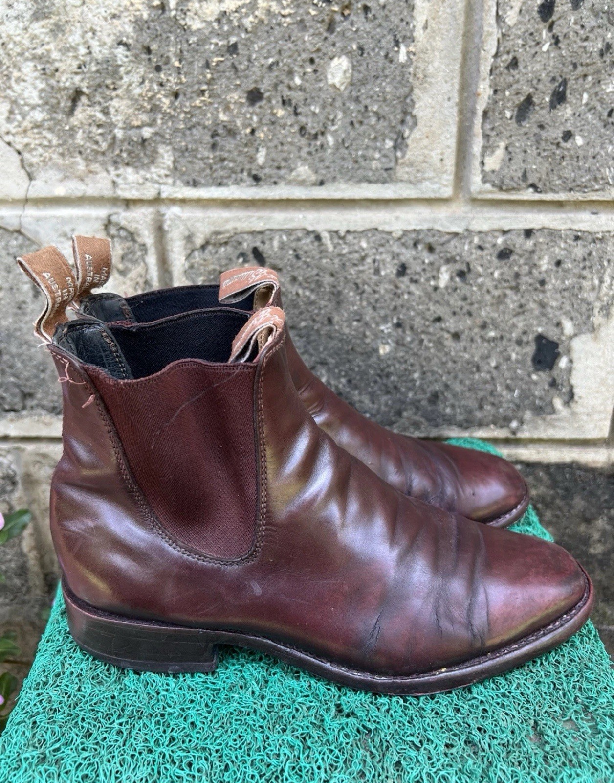 RM Williams 7.5 Comfort Craftsman Brown Leather Slip-On Chelsea Boots