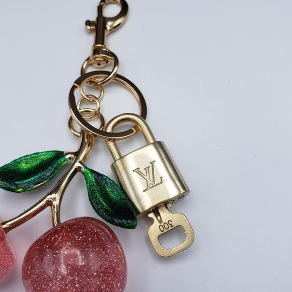 Louis Vuitton Gold Lock 🔒 Authentic LV Key + Unbranded Apple Bag Charm