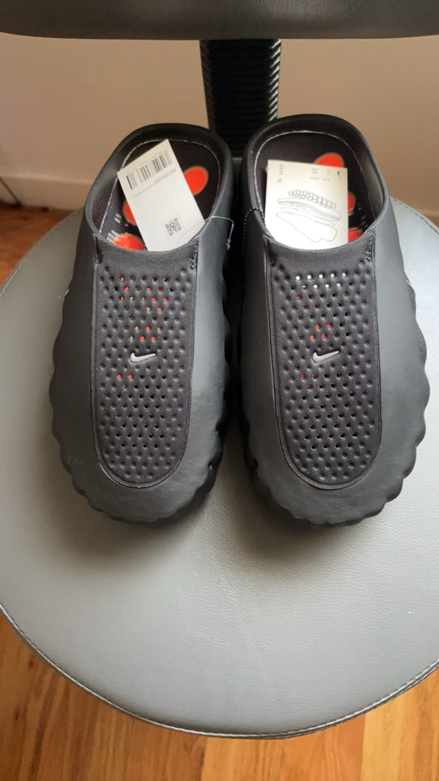 Nike Mind 001 Black/Chrome Slides (Size 7-12) New With Box *Run Small*