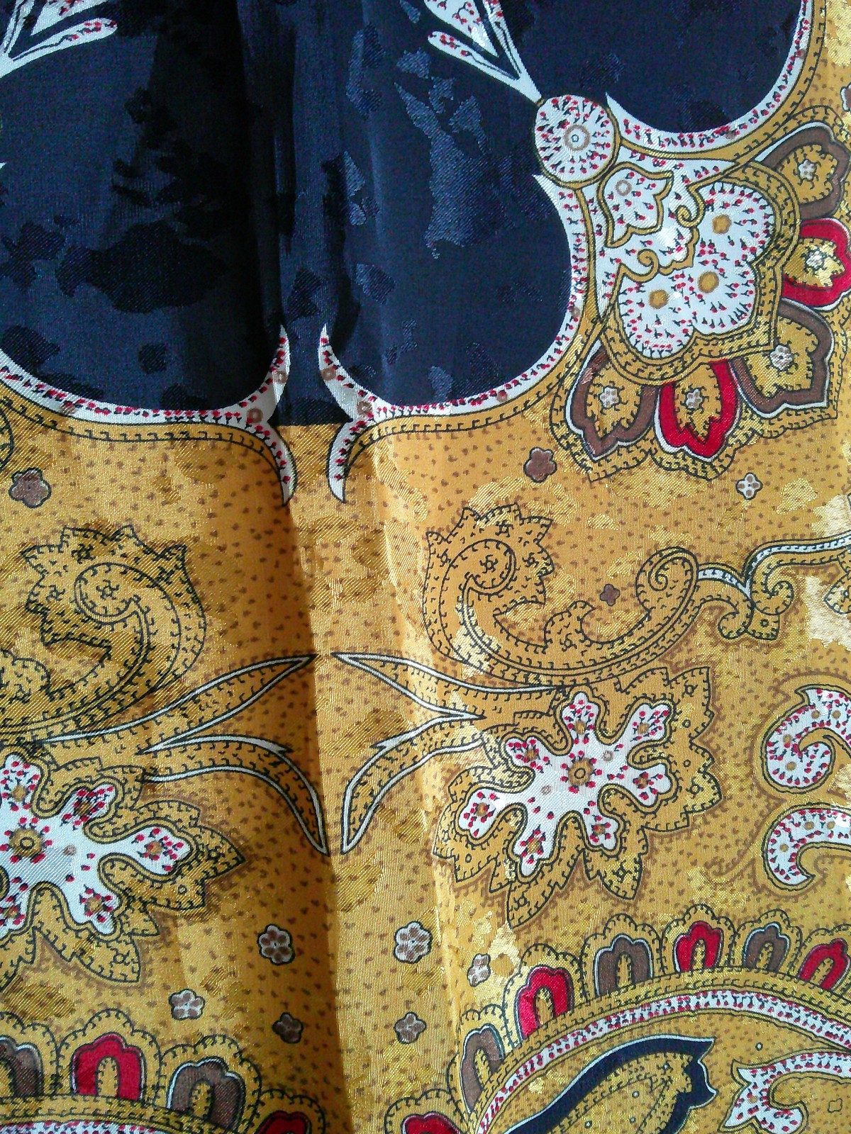 Oriental Design Scarf 35×35 Jacquard Polyester Hand Rolled Hemmed