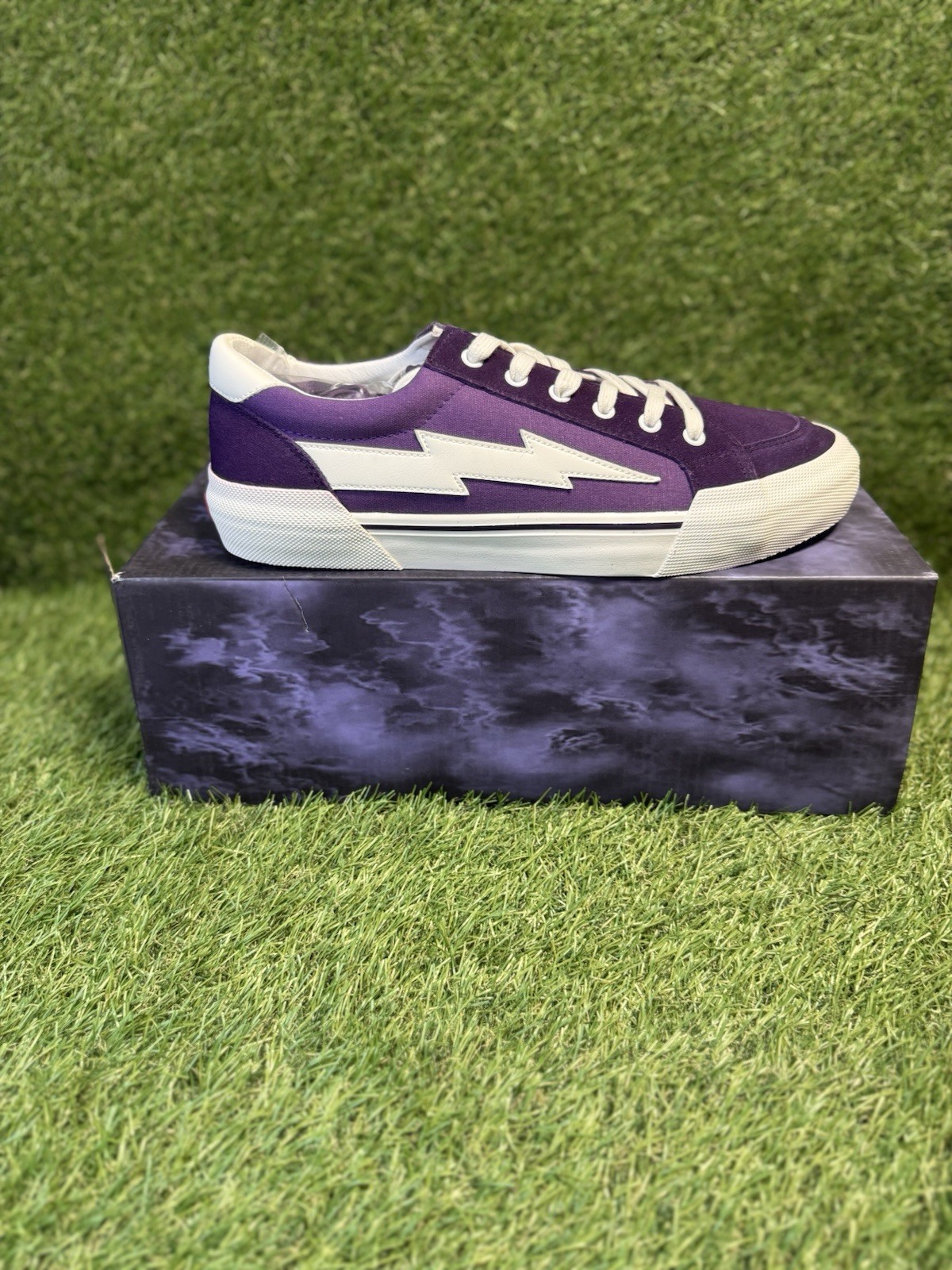 Size 11M – Revenge x Storm Dark Violet White