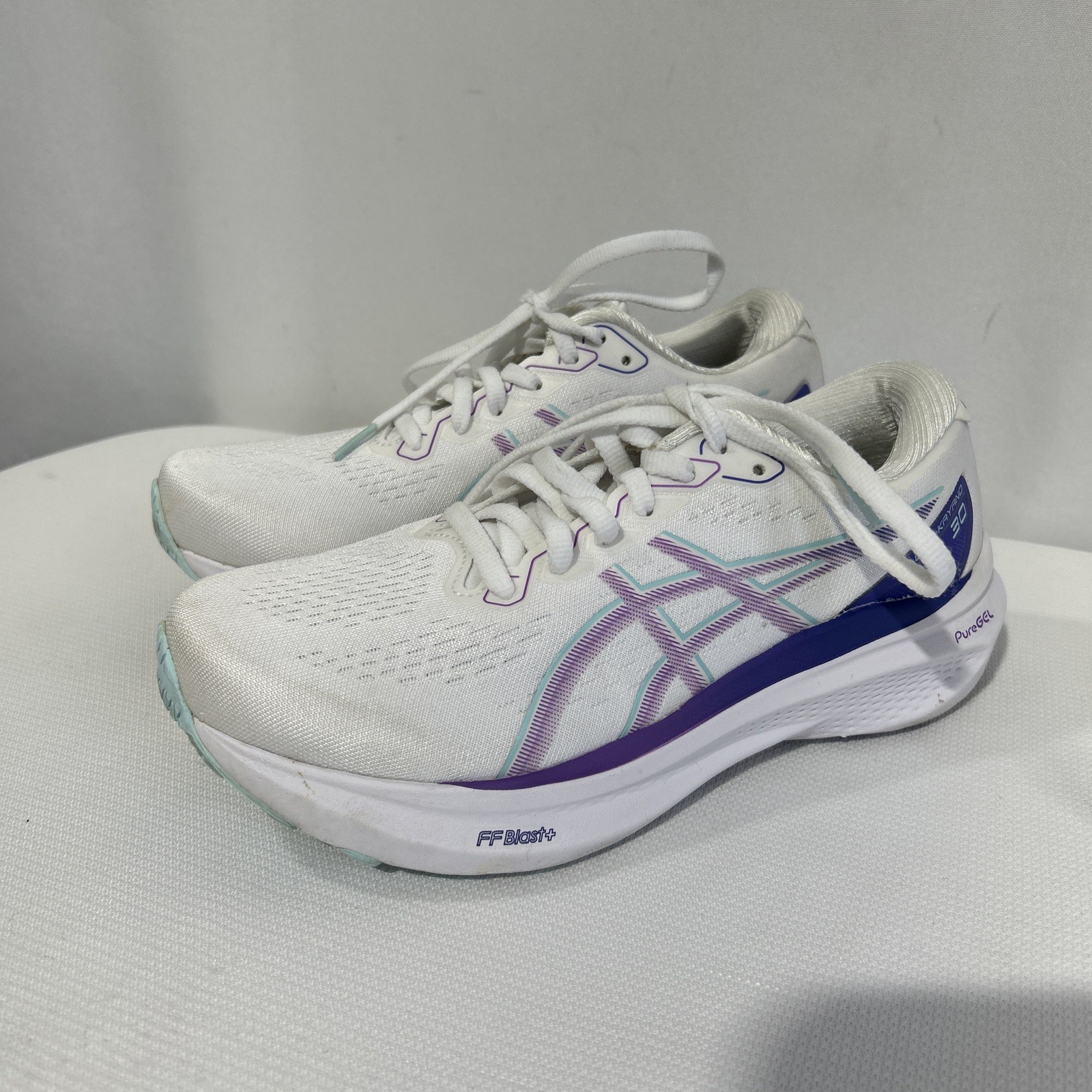 Asics Womens Gel Kayano 30 1012B357 Sea Foam Green Running Shoes Sneakers Sz 6.5