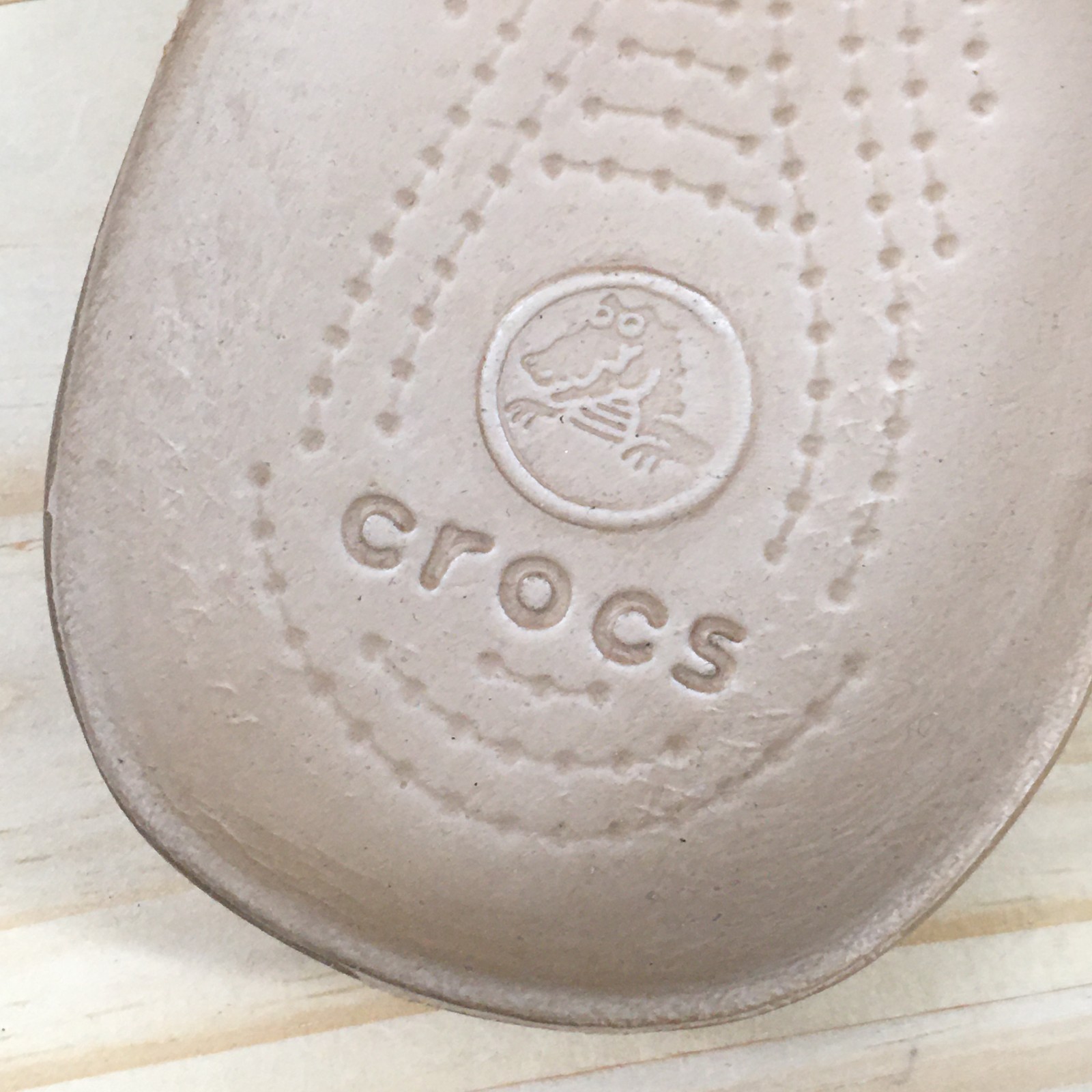 Crocs Sandals Womens 7 Kadee II Flip-Flop Brown Leopard Print Toe-Post Comfort