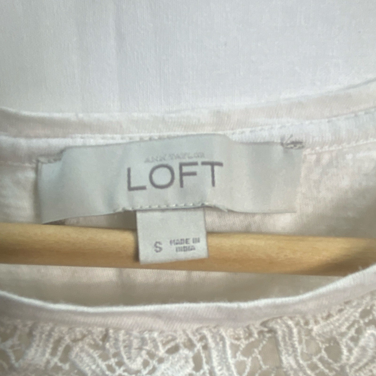 LOFT Women’s Ivory Solid Lace Yoke Scoop Neck Sleeveless cotton Tank Top S