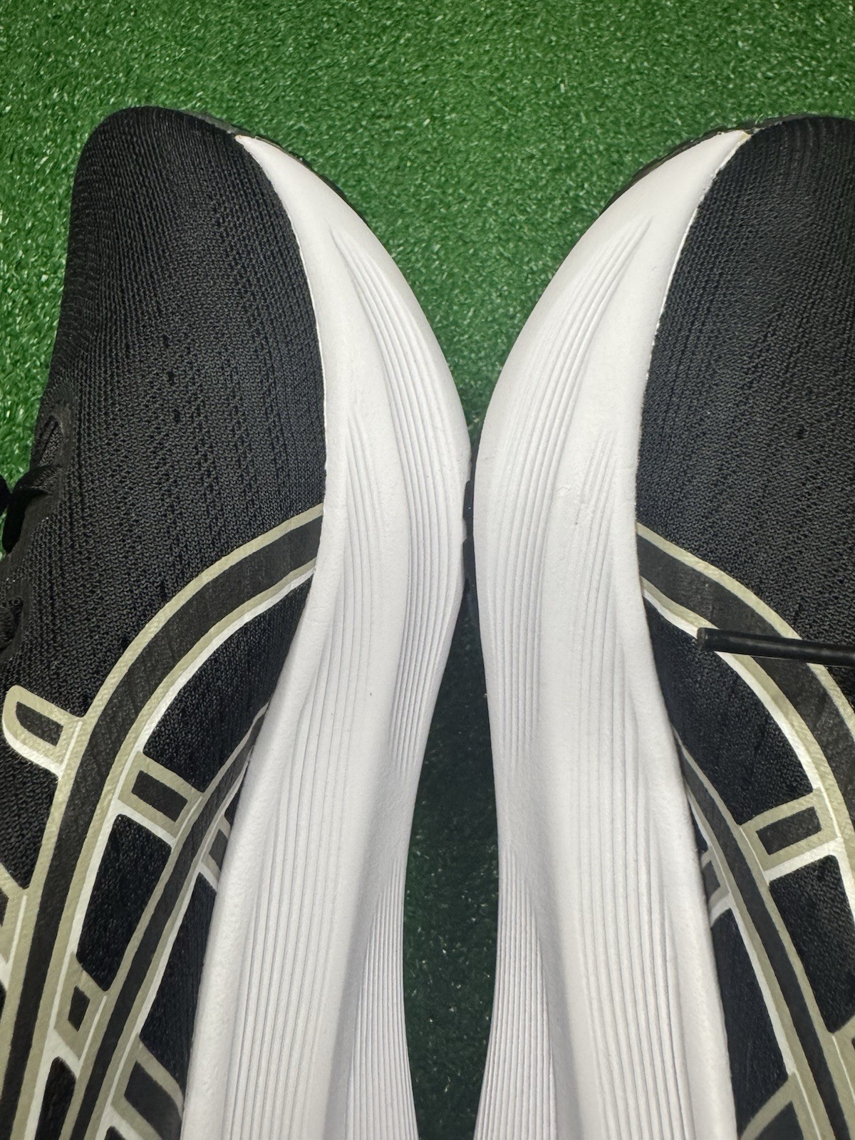 ASICS Gel-excite 11 Men’s Size 8 Running Shoes Shoes ‘Black/Meteor Grey’