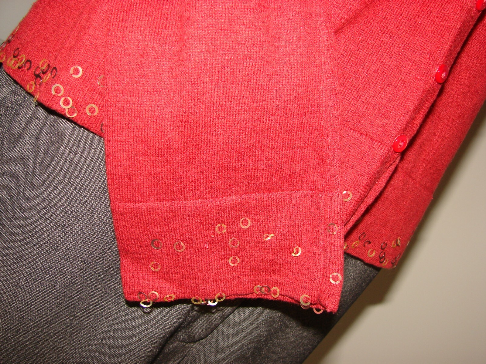 BNWOT Principles size 12 52% linen, 48% cotton rich red marl decorated cardigan