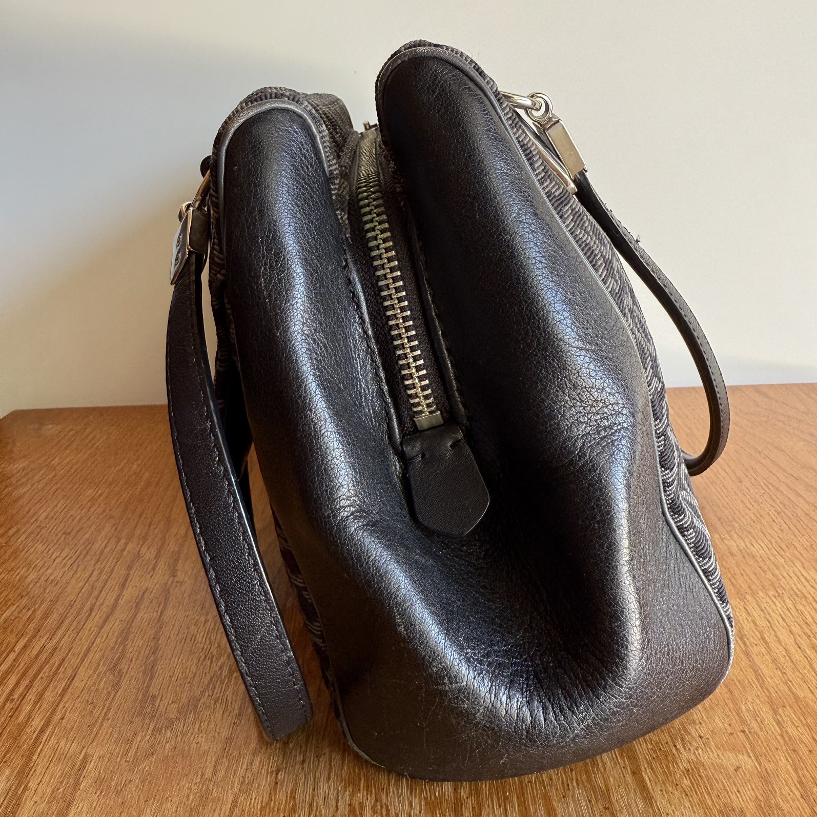 COACH Purse Madison Madeline Satchel/ Black and Grey 25215