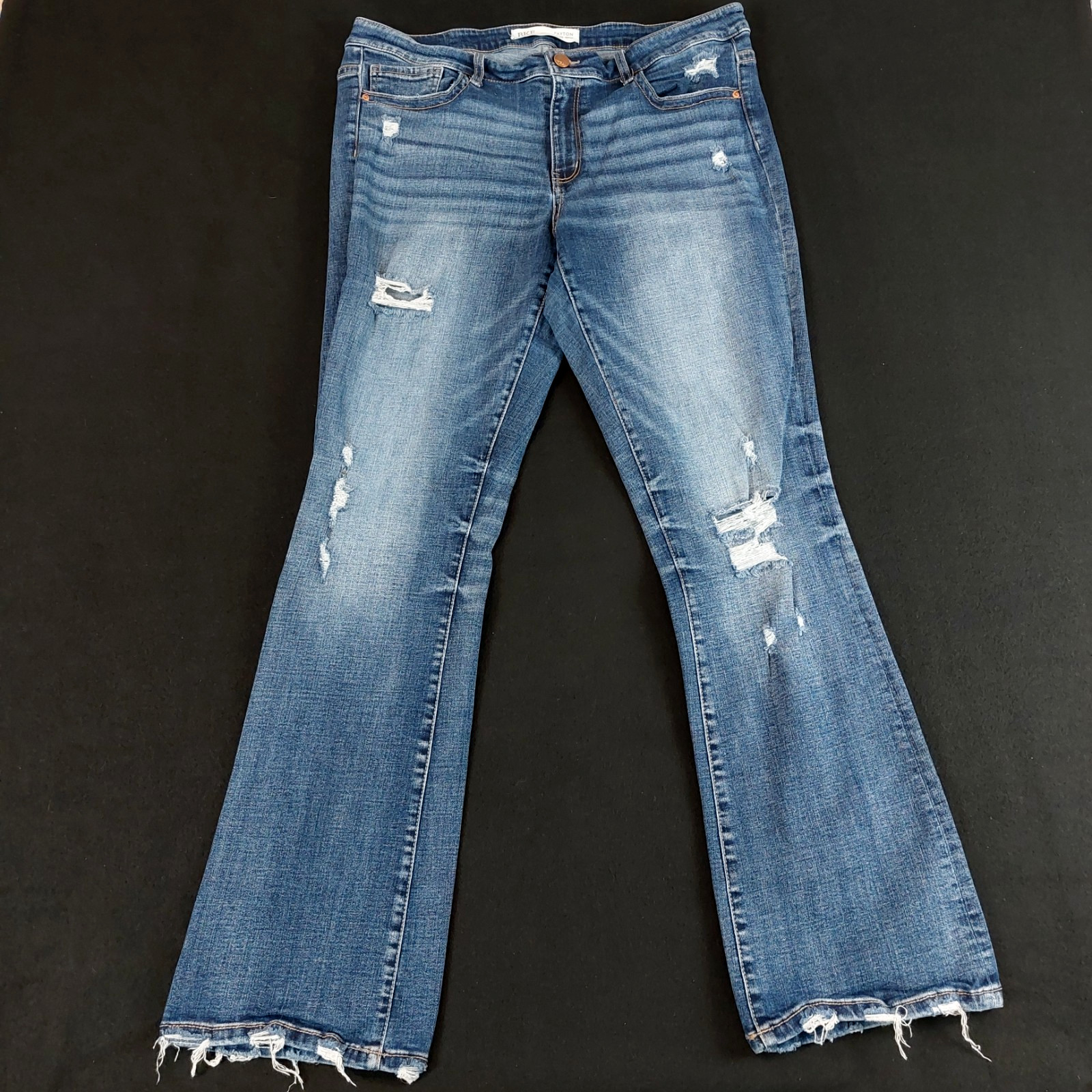 BKE Payton Universal Fit Bootcut Jeans Women’s 34×33.5 (Fit 36×32) Distressed