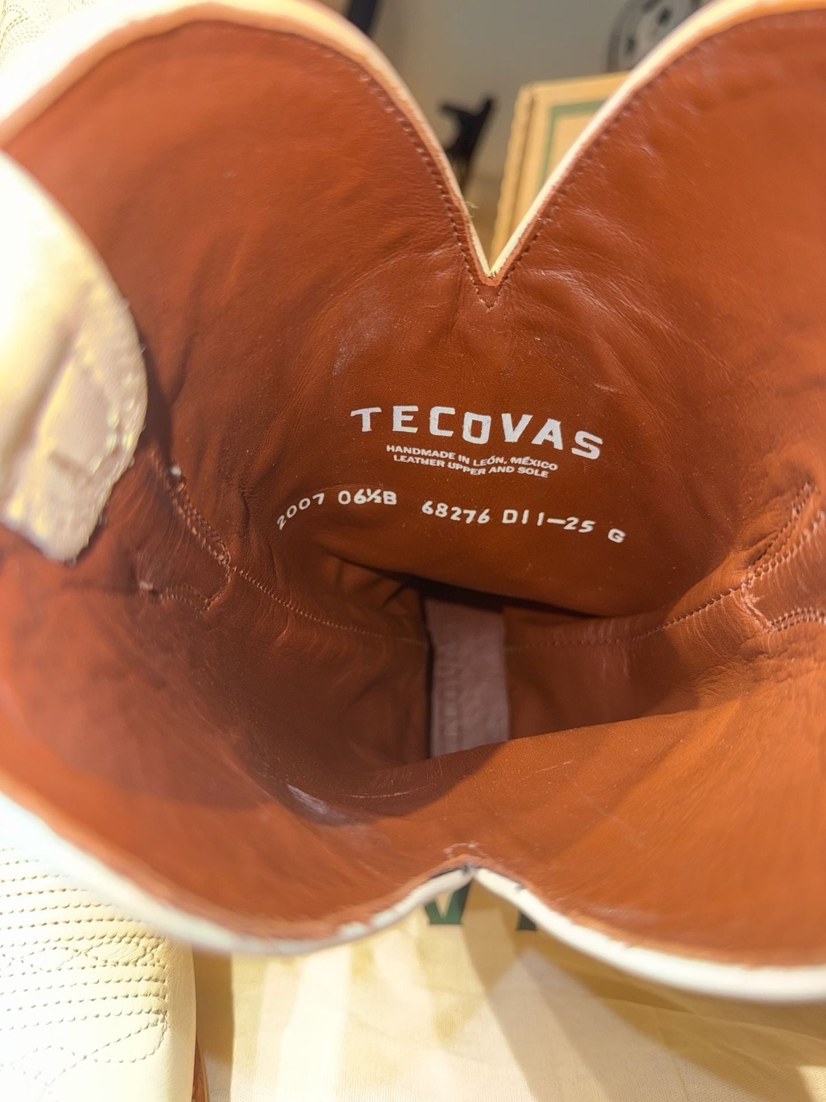 Tecovas The Annie Snip Toe Cowgirl Boots in Bone Sz 6,5 reg