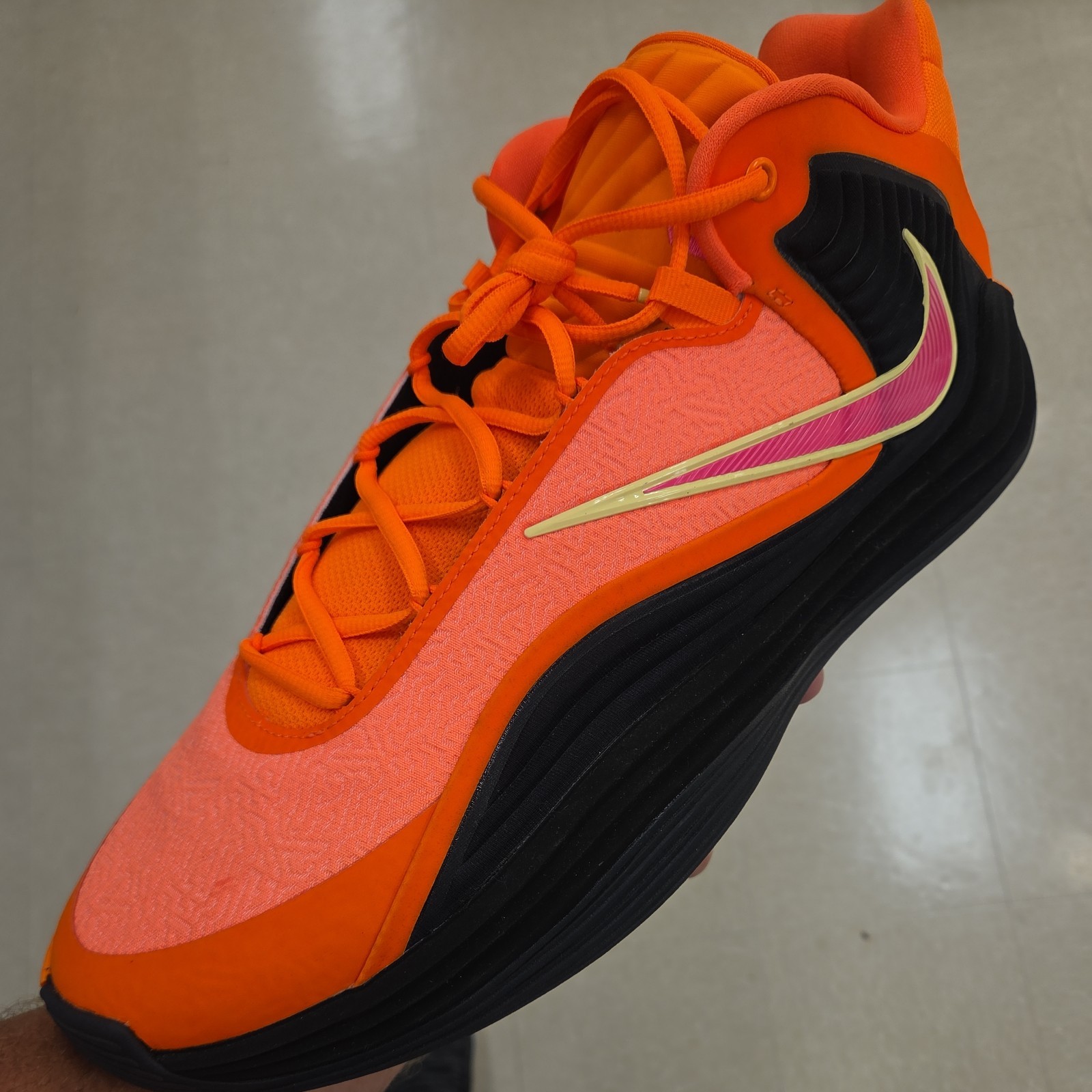 Giannis Freak 7 Total Ignition- Orange/Hyper Pink NEW Size 17 Mens