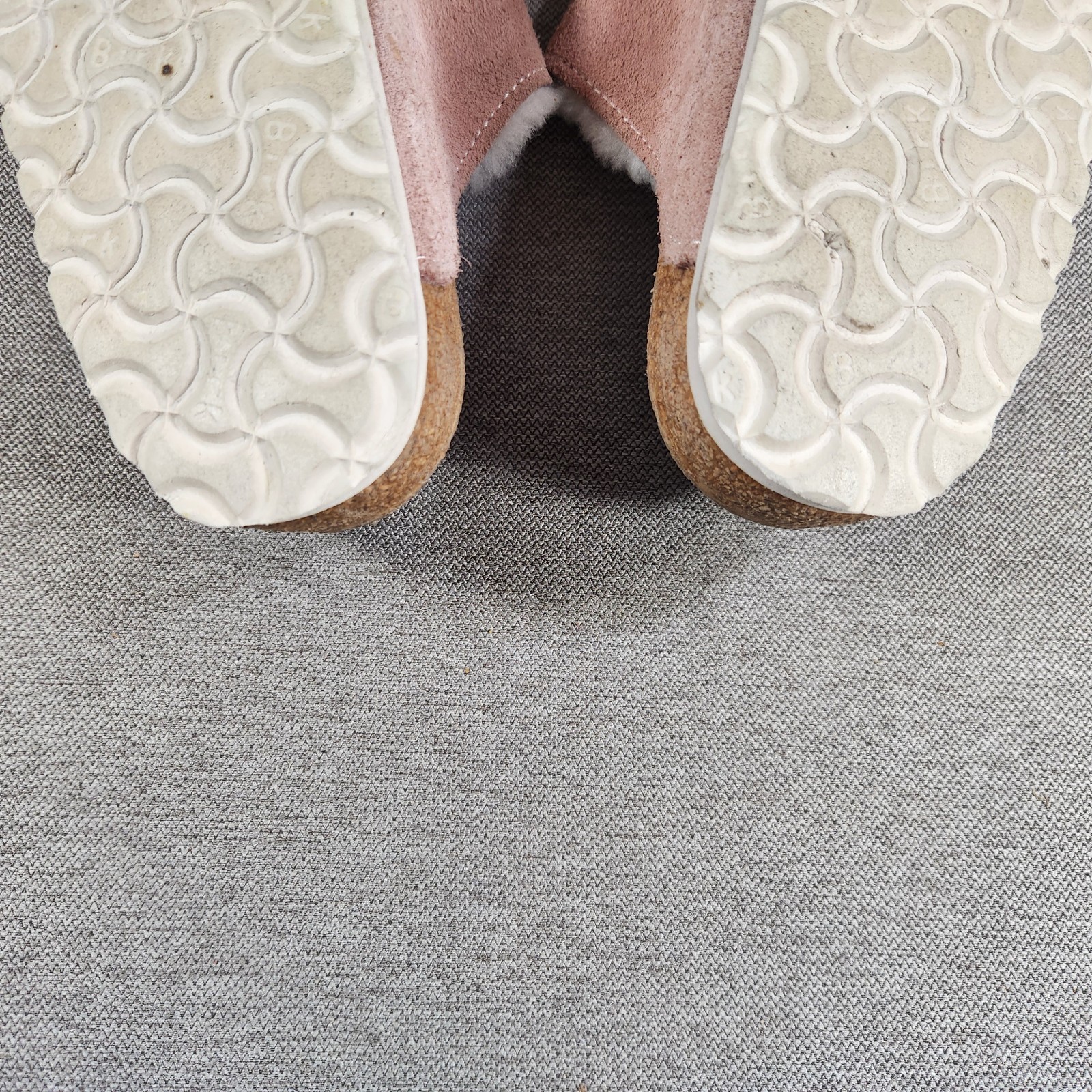 BIRKENSTOCK Arizona Shearling Pink Clay Straps Women’s Size 7 Sandals Shoes