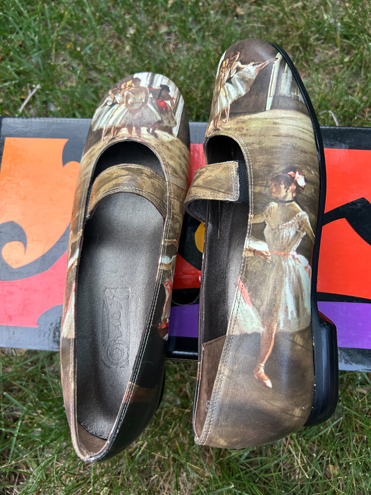NEW NIB ICON Dance School Flats Wearable Leather Art Shoes Women 6.5M Box