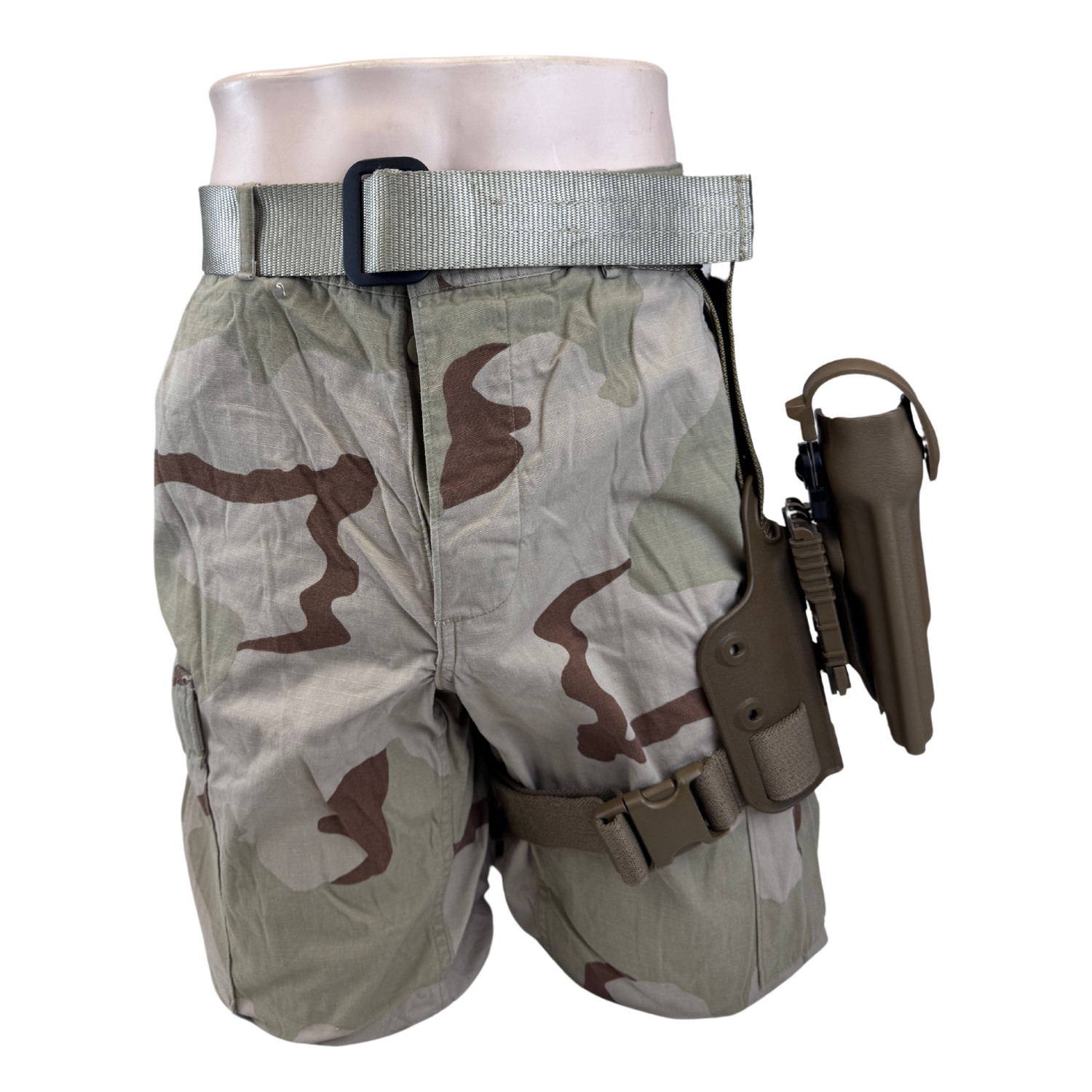 Safariland 6004SS Left Hand Drop Leg Light Holster – New *mocinc.1982*