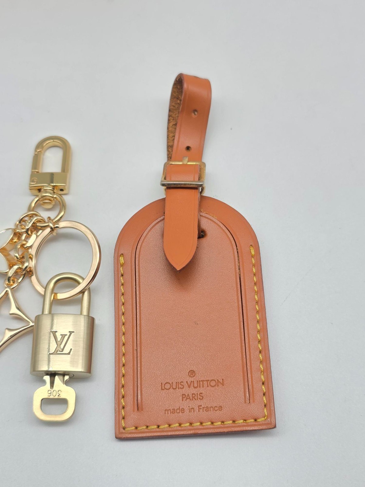 Authentic Louis Vuitton Large Brown Luggage Tag Gold LV Padlock Key + Bag Charm