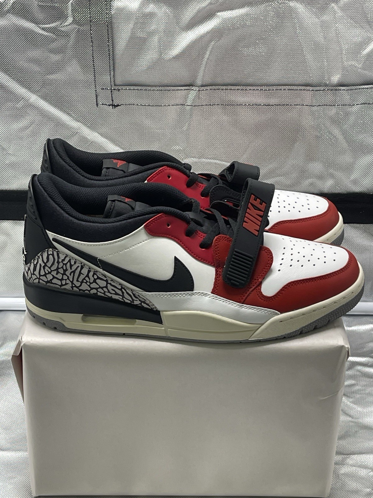 Jordan Legacy 312 Low “Chicago” Red/White/Black/Gray Men’s Sneakers CD7069-106