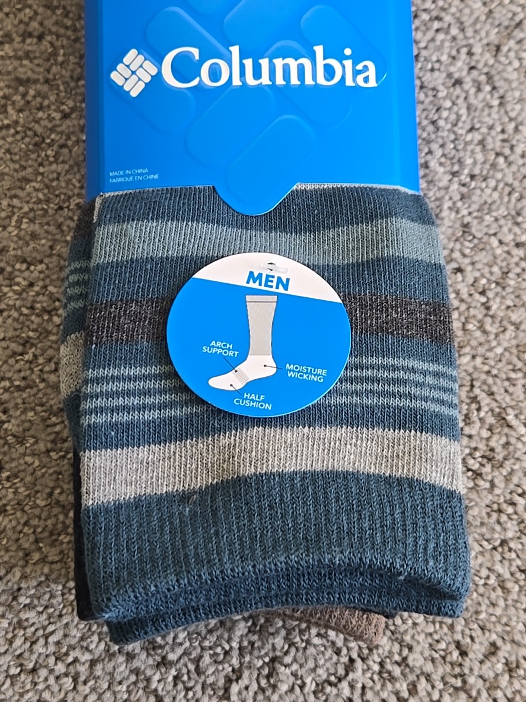 Columbia 4 Pair Every Day Crew Socks Men’s Sz 6-12 NWT Blue Black Taupe Gray