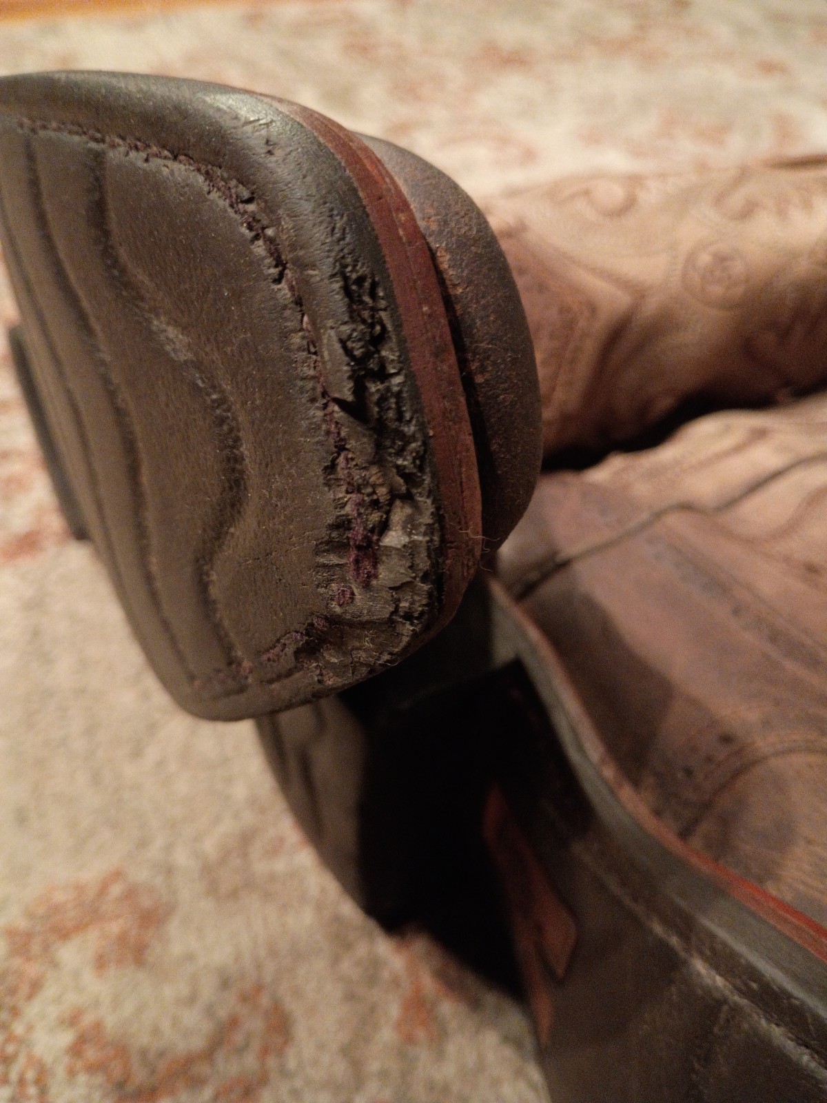 ARIAT ROUGHSTOCK BROWN BULLHIDE LEATHER SQUARE TOE COWBOY BOOTS #34828 MENS 7.5D