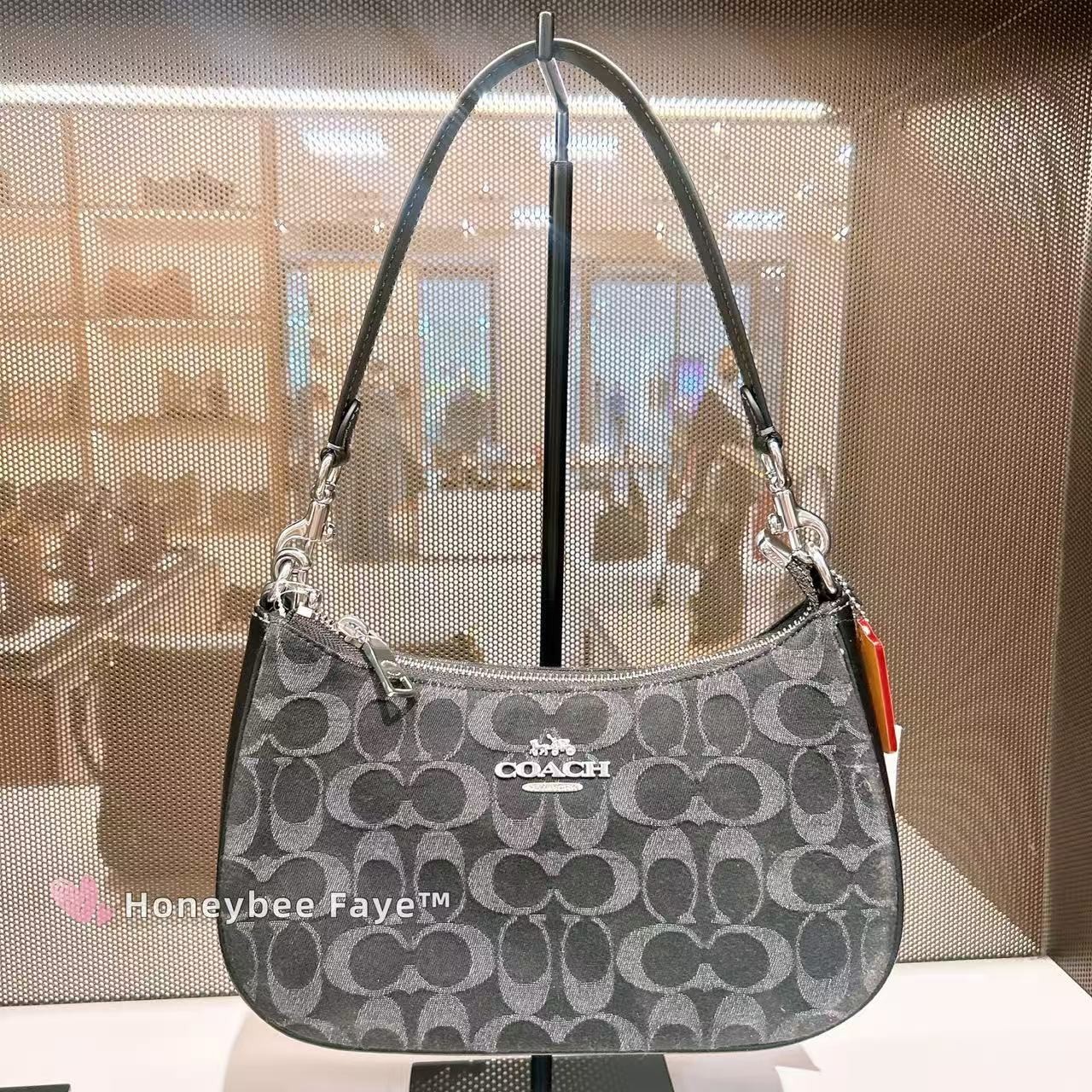 NWT Coach Teri Shoulder Bag In Signature Denim CDE43/CDQ56