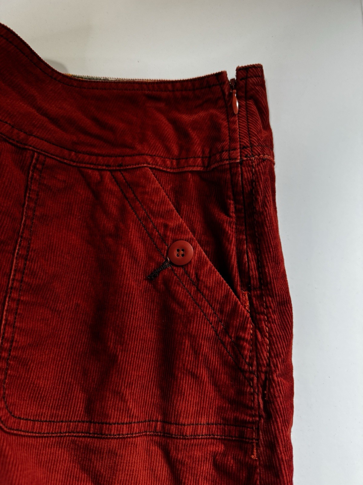 prAna Women’s burnt orange Corduroy Mini Skirt Size 8 Pockets Zip Closure