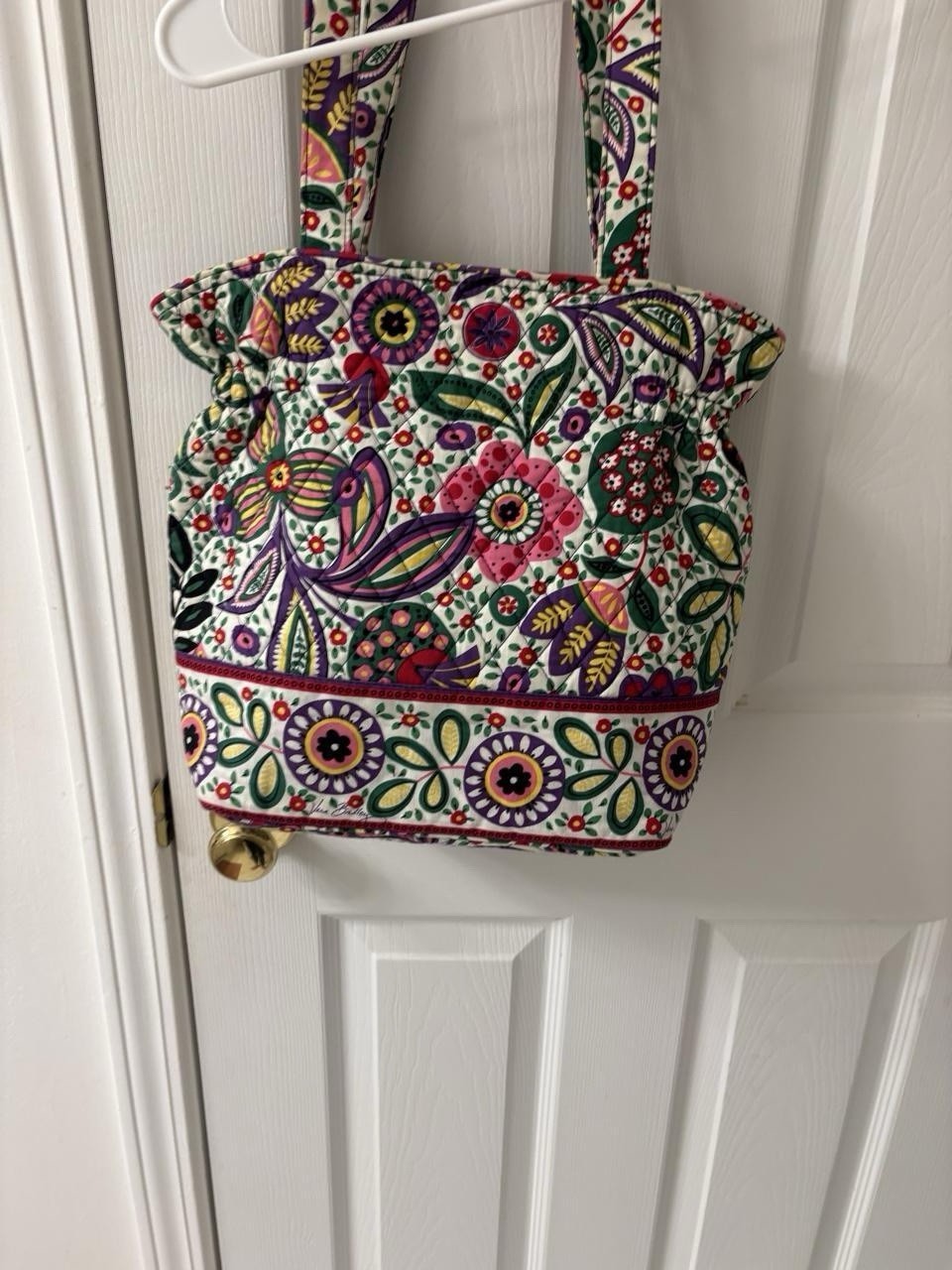 Vera Bradley Multicolor Floral Quilted Medium Tote Zip, Lined, Pockets Charm