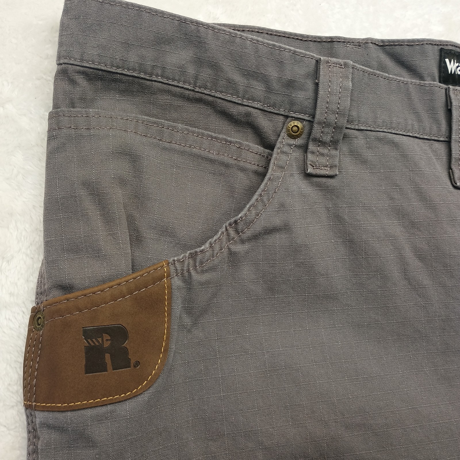 Wrangler Riggs Workwear Ripstop Pants Men’s 46×30 Gray Relaxed 103W020ST