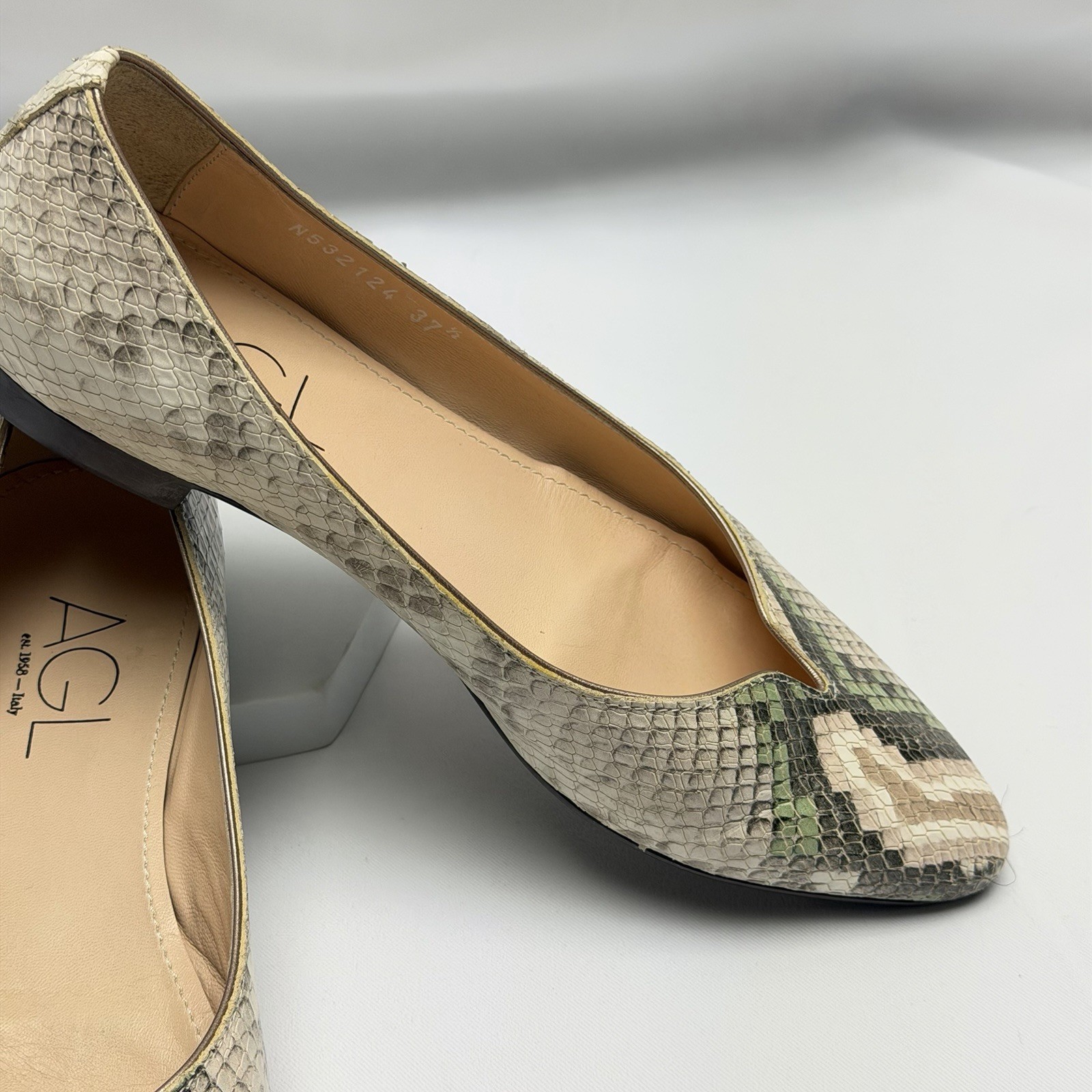 AGL Ballet Flats 37.5 Snakeskin Leather Pointed Toe Italy Designer Shoes