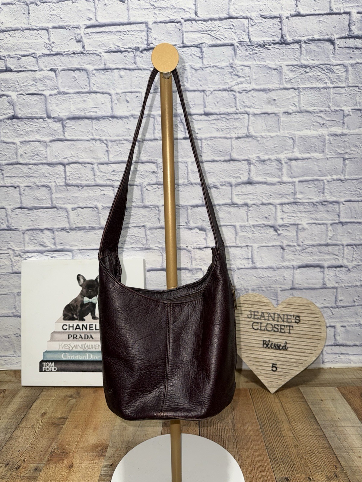 Le Donne Leather Single Strap Brown Shoulder Bag Side Zip Pocket
