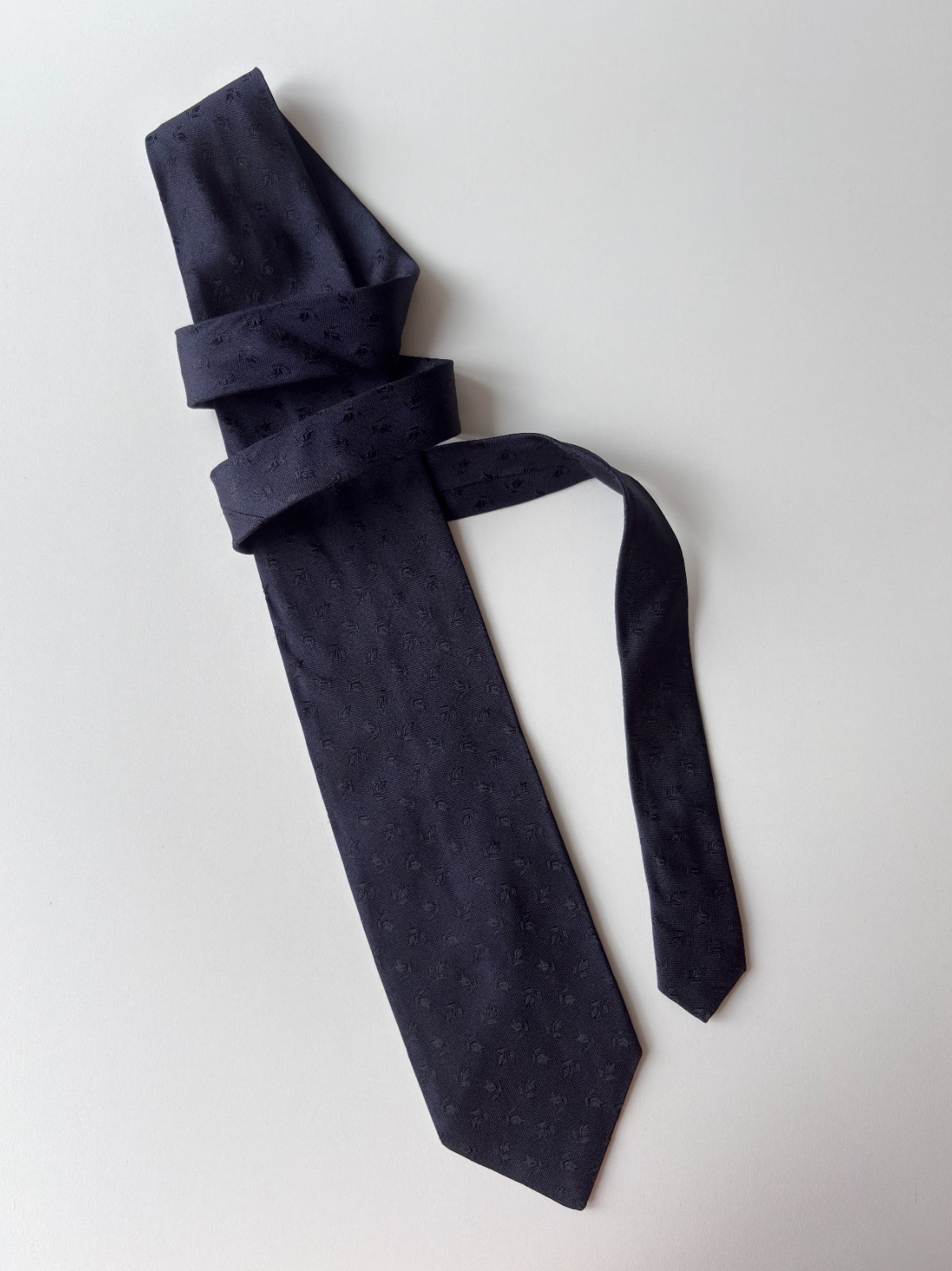 VINCI Silk Tie Navy Blue Small Floral Pattern Italy Classic 100%, 1031