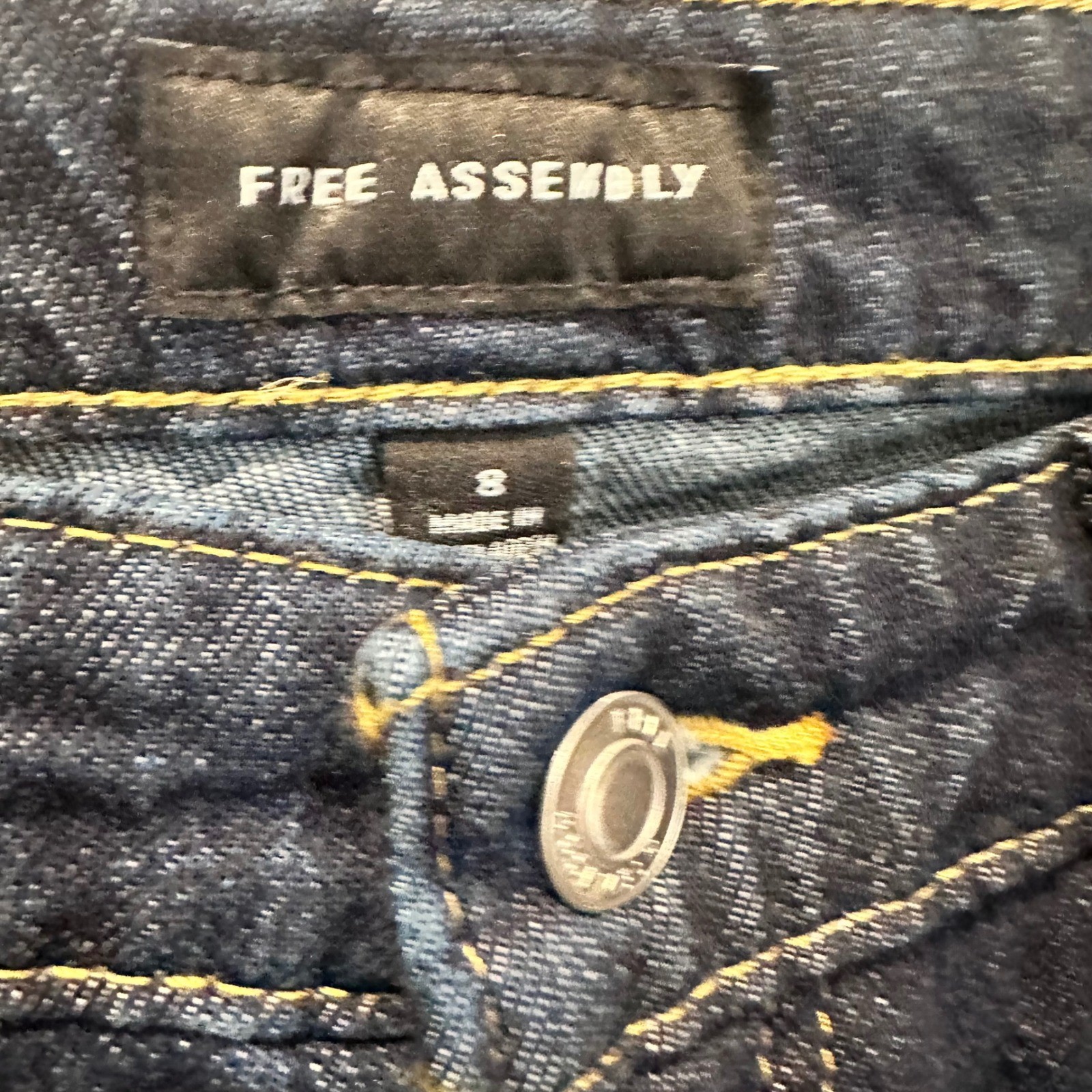 NWT Free Assembly Women Dark Indigo Wash Released Hem Wide Leg Jeans Size 8