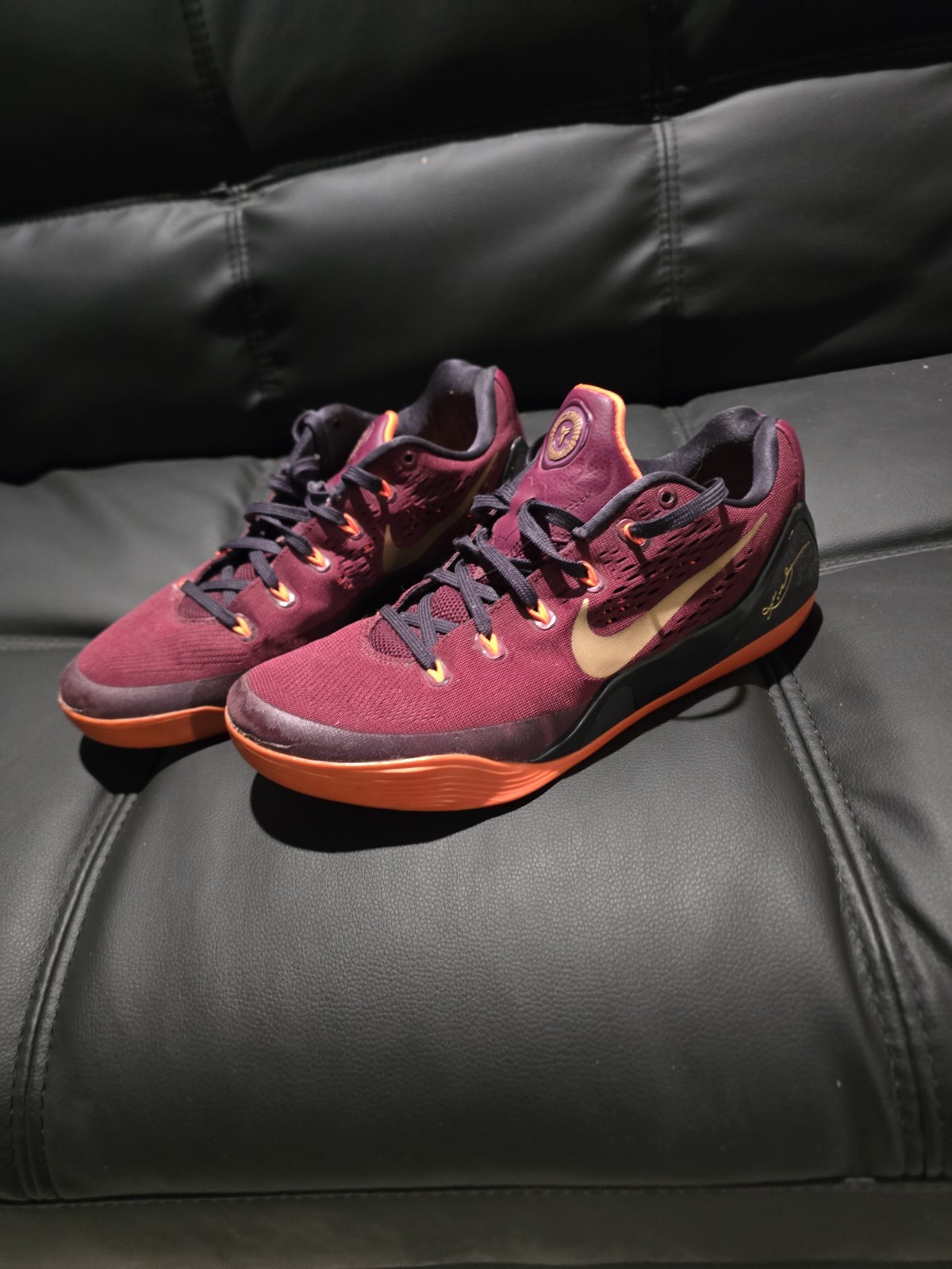 Nike Kobe 9 Em Deep Garnet Size 11.5