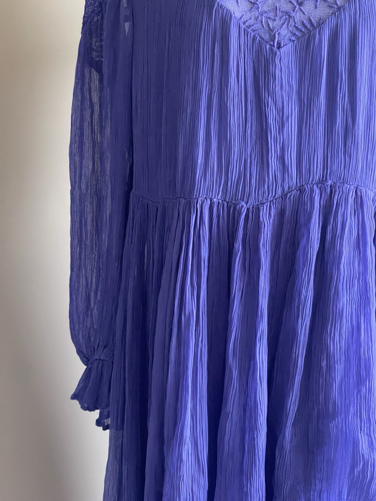 Sundance Woman’s Embroidered Long Ruffle Purple NWT Chiffon Maxi Dress Medium