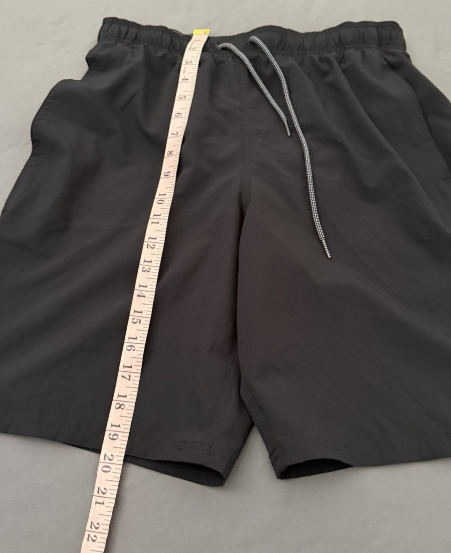 Nike Core Contend Volley Swim Trunks Men’s Size Medium Black Drawstring Lined