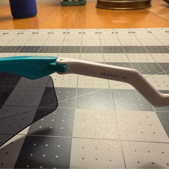 Oakley Razor Blade 30th Anniversary – Seafoam Green/White/Black Lens