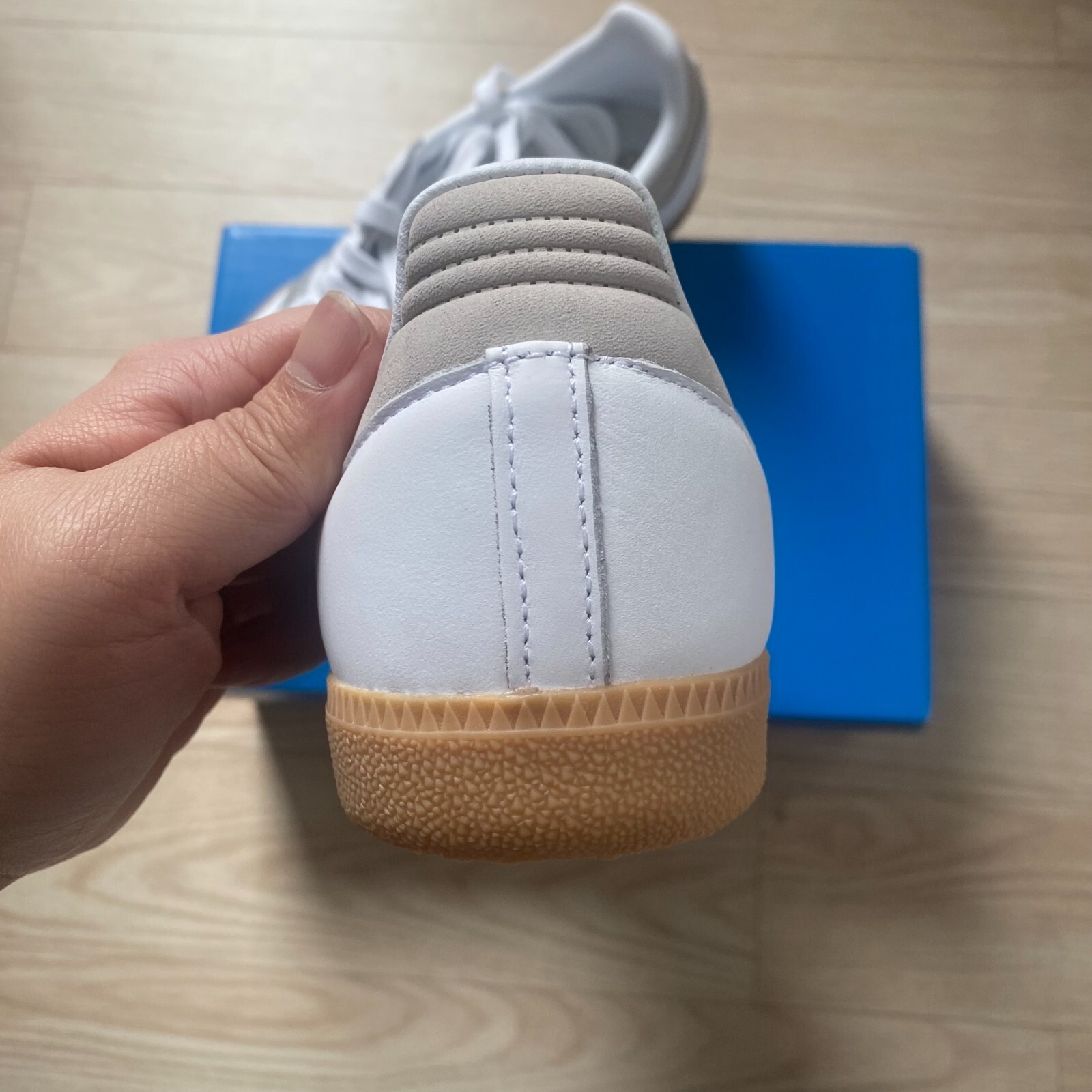 adidas Samba OG White Silver Metallic Womens Sneakers ✅Multiple Sizes