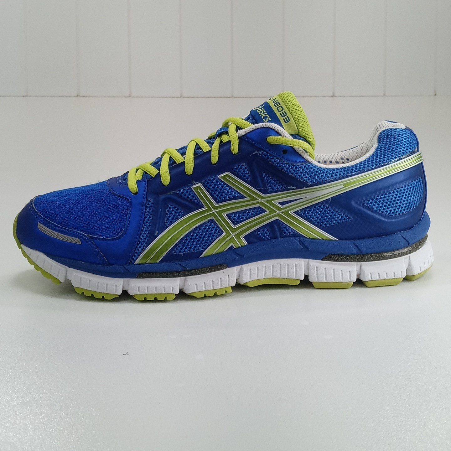 Asics Gel-Neo33 Men’s Running Shoes Blue Lime Green T222N Sneakers Size 10