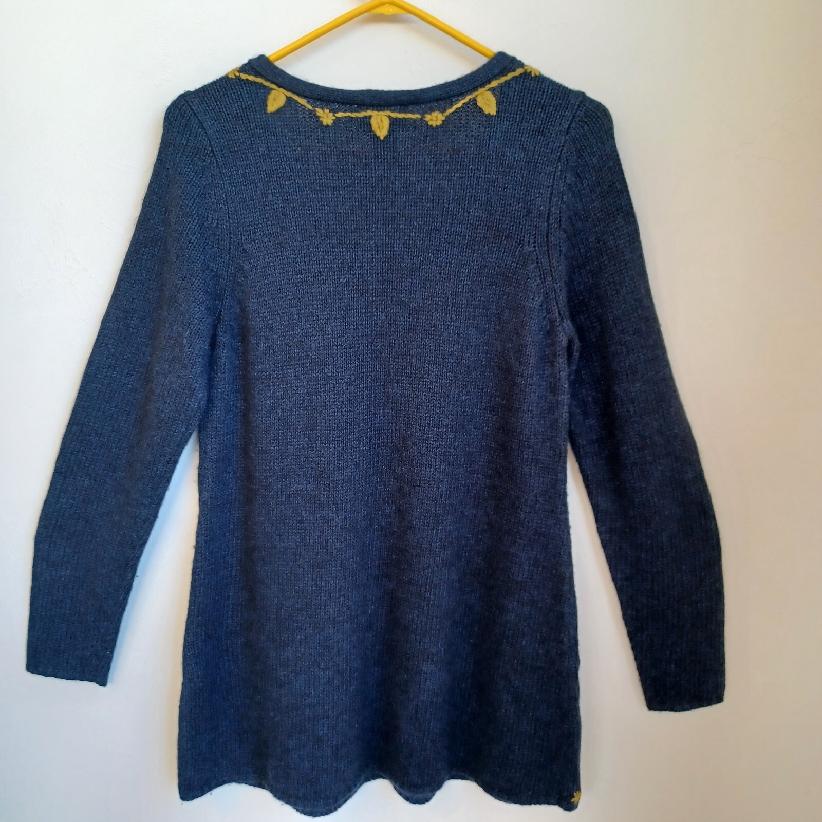 Soft Surroundings Sweater Womens M Embroidered V Neck Pullover Angora Wool Blend