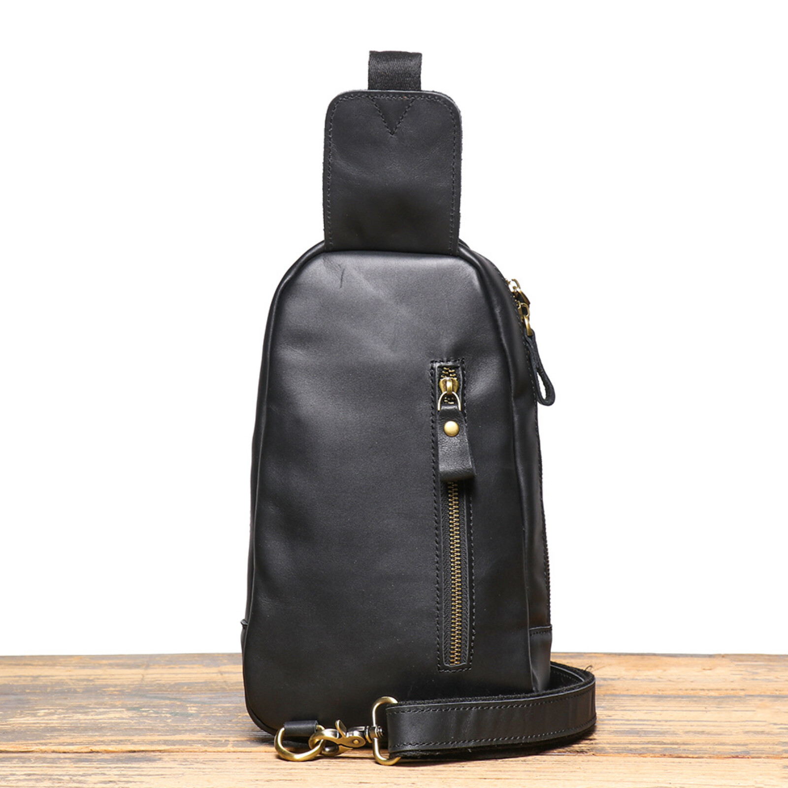 Men’s Leather Sling Bag Chest Crossbody Shoulder Pack Vintage Style Everyday Use