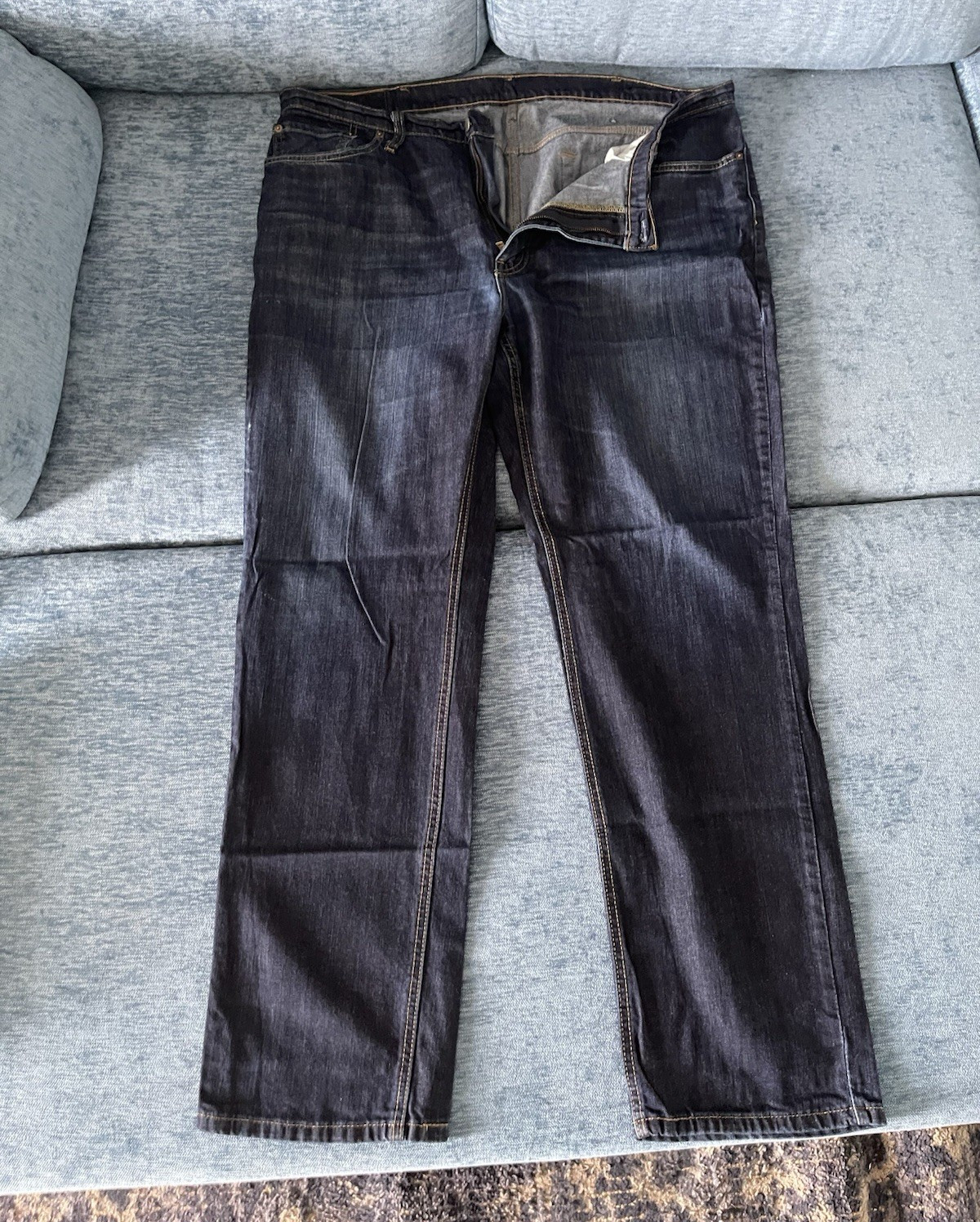 Levi’s Men’s Athletic Fit 541 40×34 Dark Wash Blue Denim Tapered Jeans