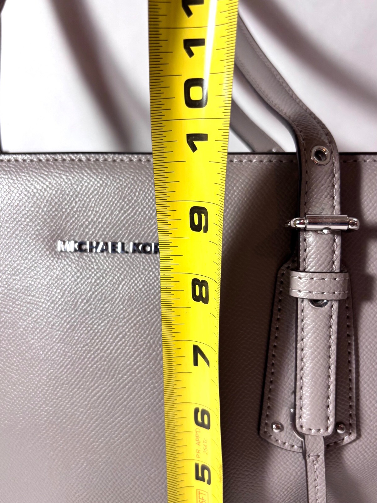 MICHAEL KORS LARGE XL DRAWSTRING ZIP TOTE LAPTOP MK GRAY LEATHE TRAVEL