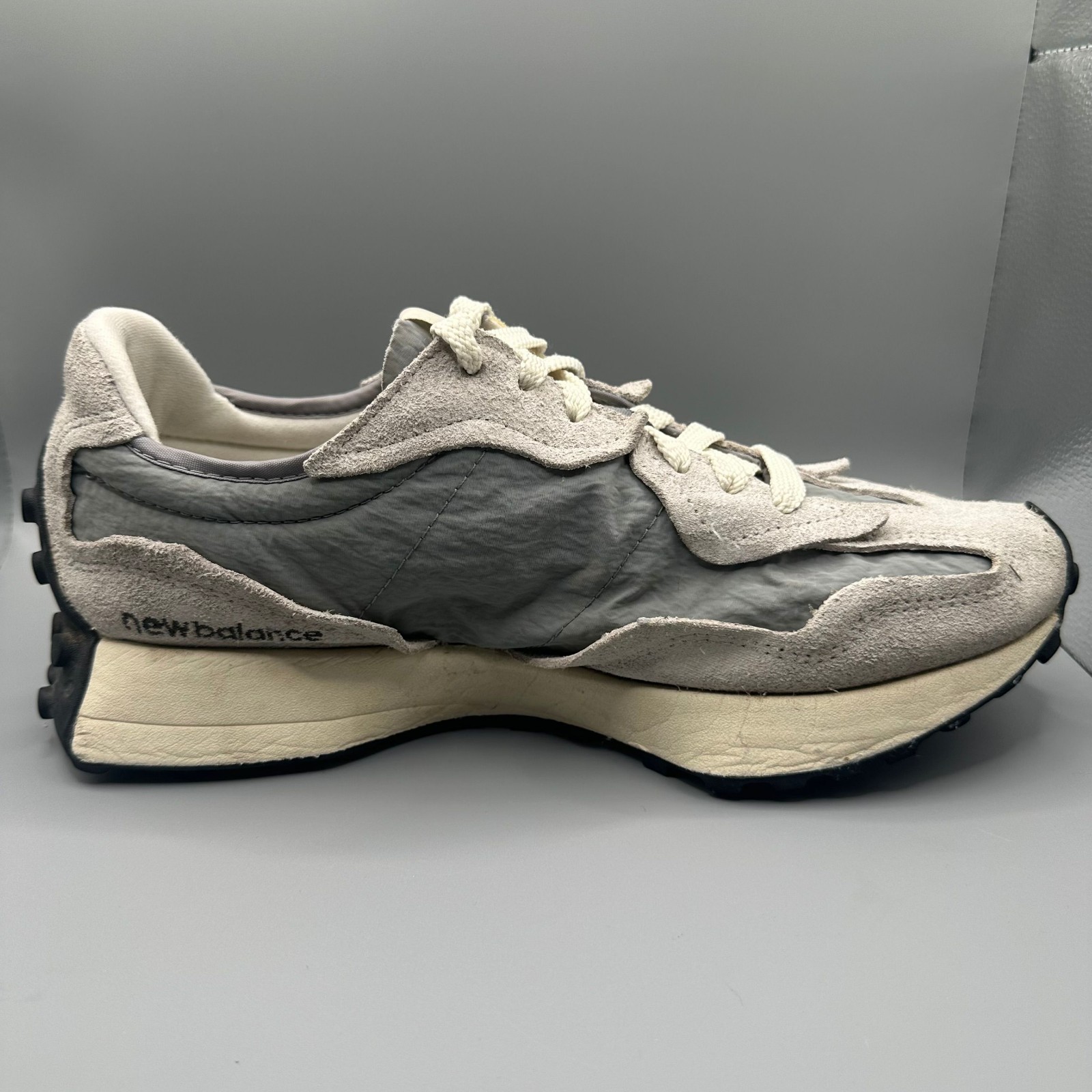 New Balance 327 Men Size 9.5 D Grey Matter Shoes Sneakers U327WCA