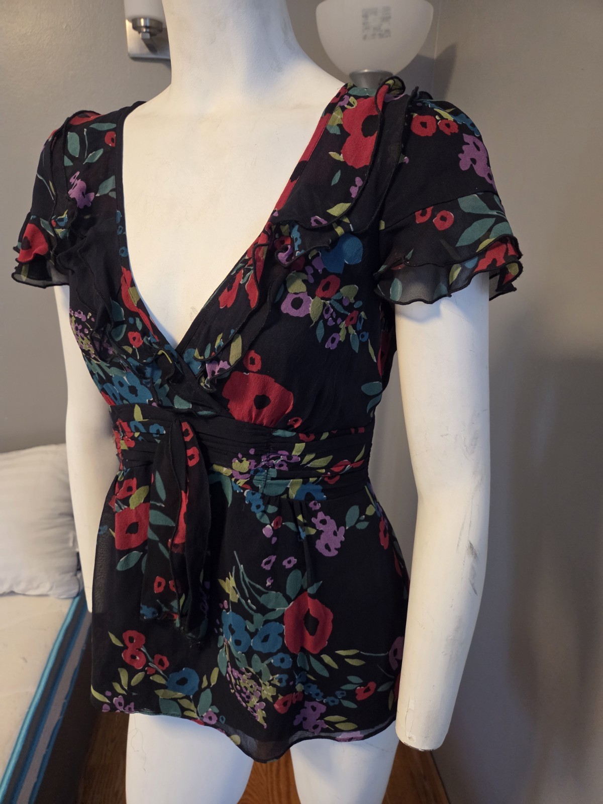 Nanette Lepore Black Floral Silk Ruffle V-Neck Flutter Sleeve Blouse Top 8